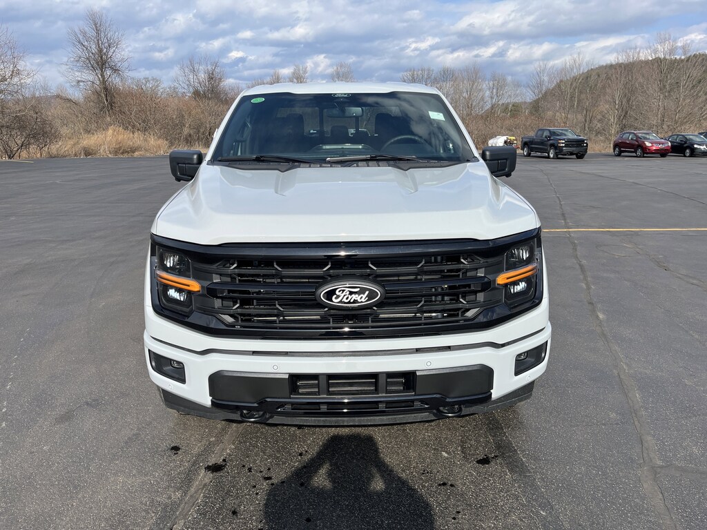 New 2026 Ford F-150 XLT XLT 4WD SuperCrew 5.5 Box