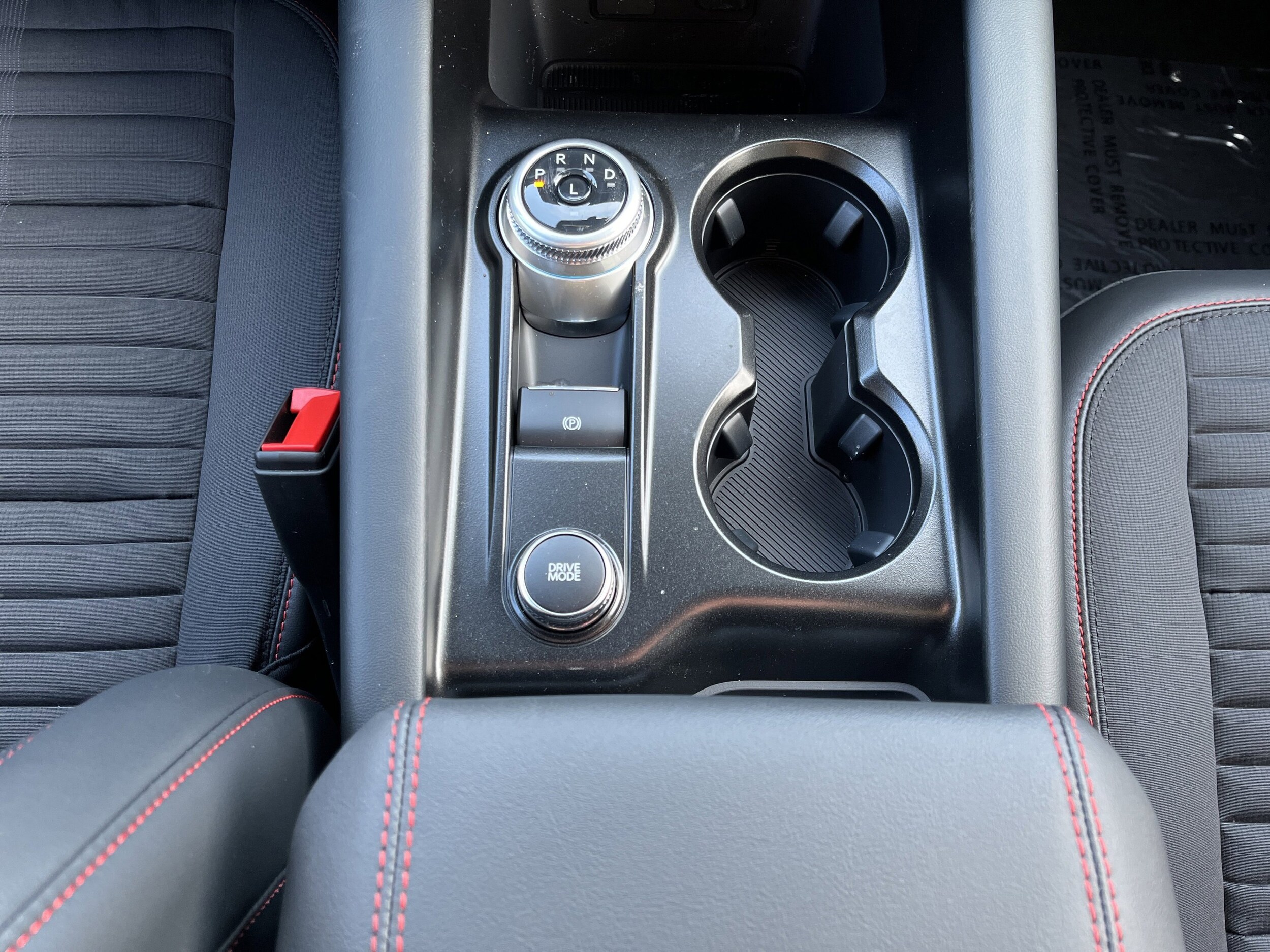 2026 Ford Explorer ST-Line - Photo 28