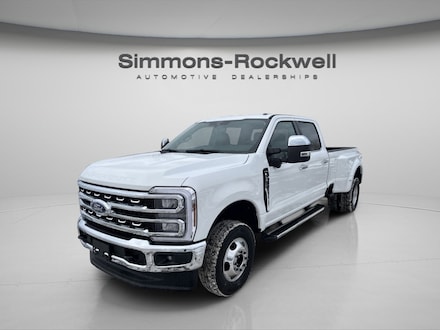 2026 Ford Super Duty F-350 DRW LARIAT LARIAT 4WD Crew Cab 8 Box