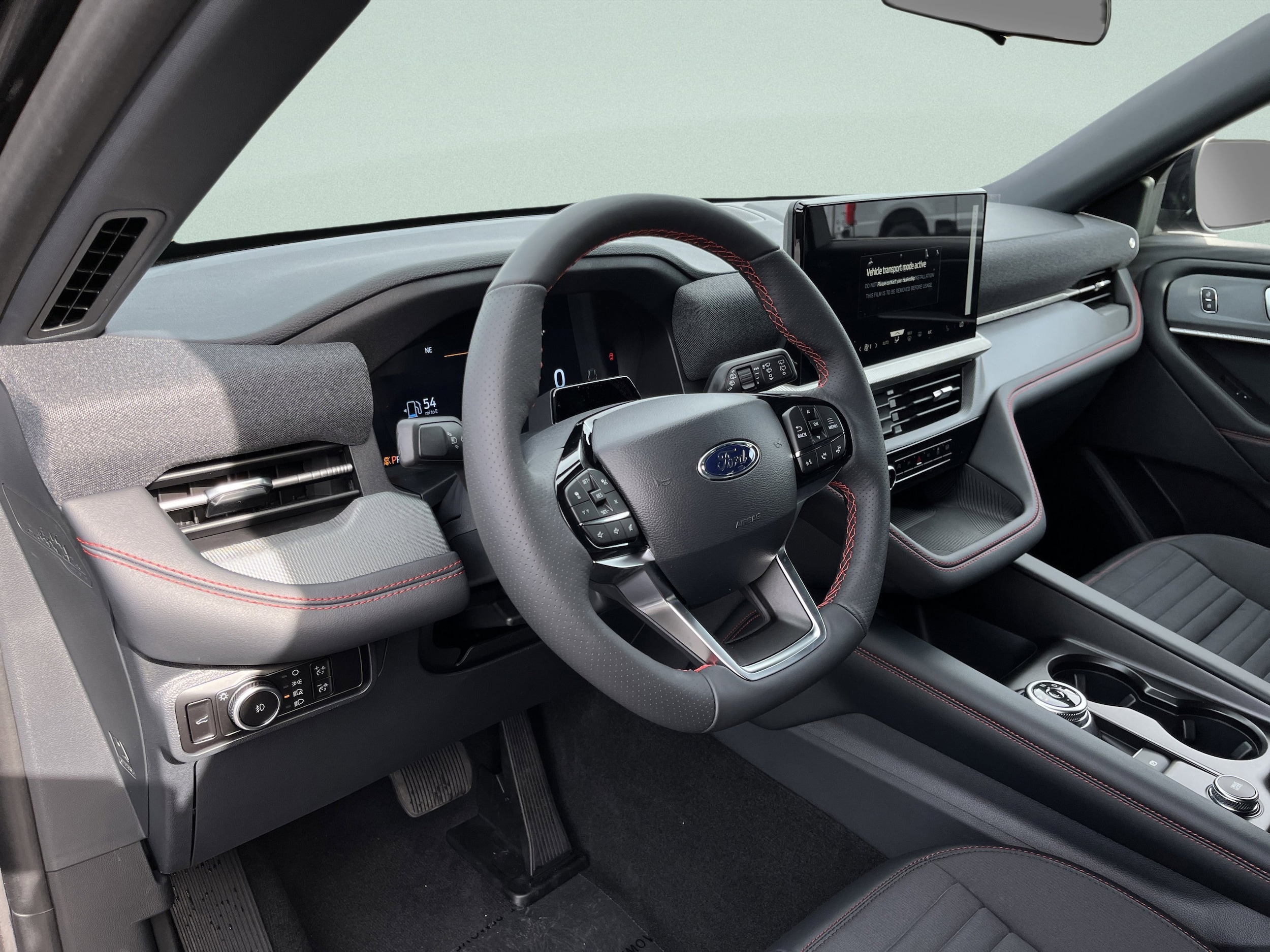 2026 Ford Explorer ST-Line - Photo 18