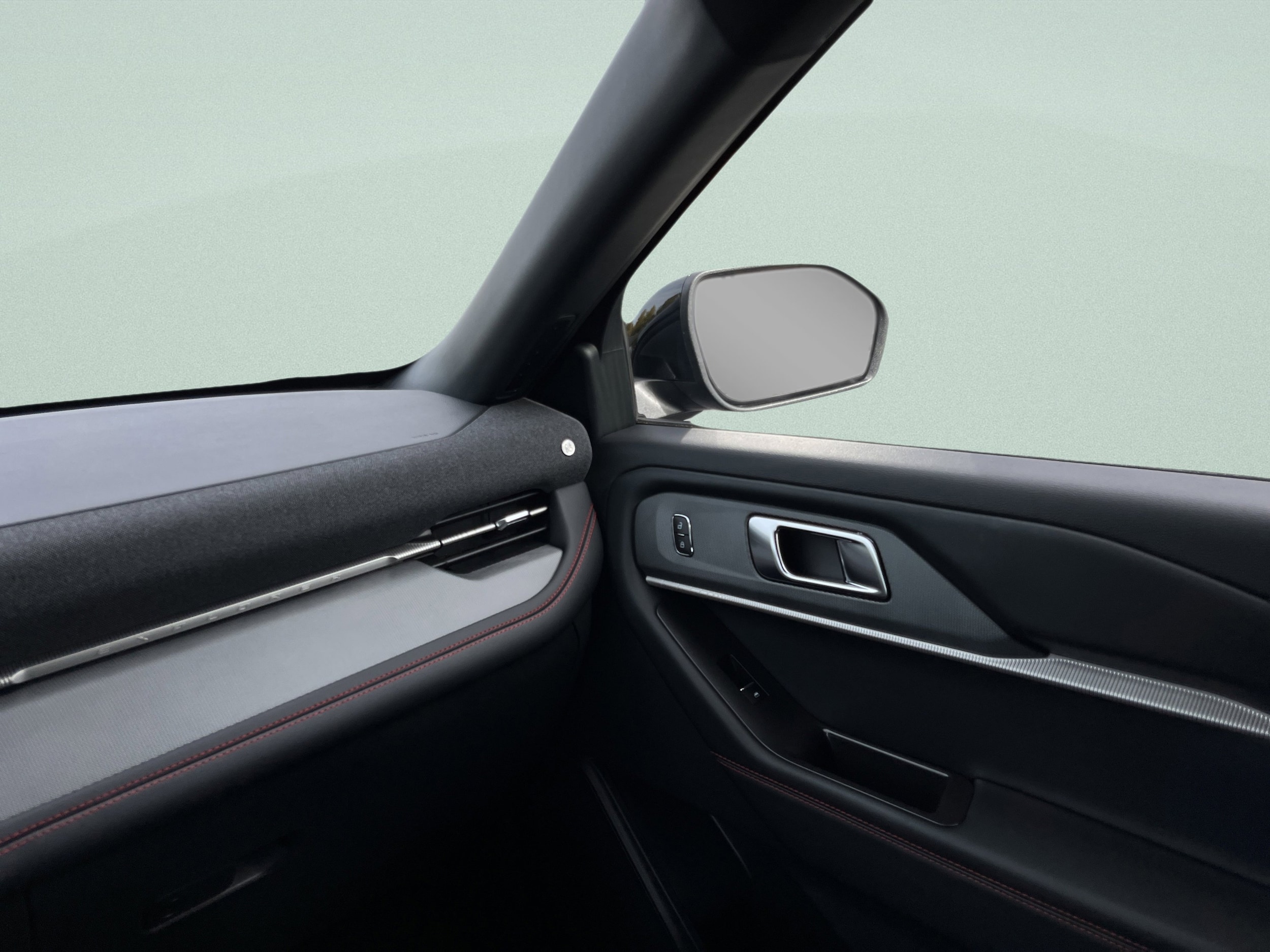 2026 Ford Explorer ST-Line - Photo 30