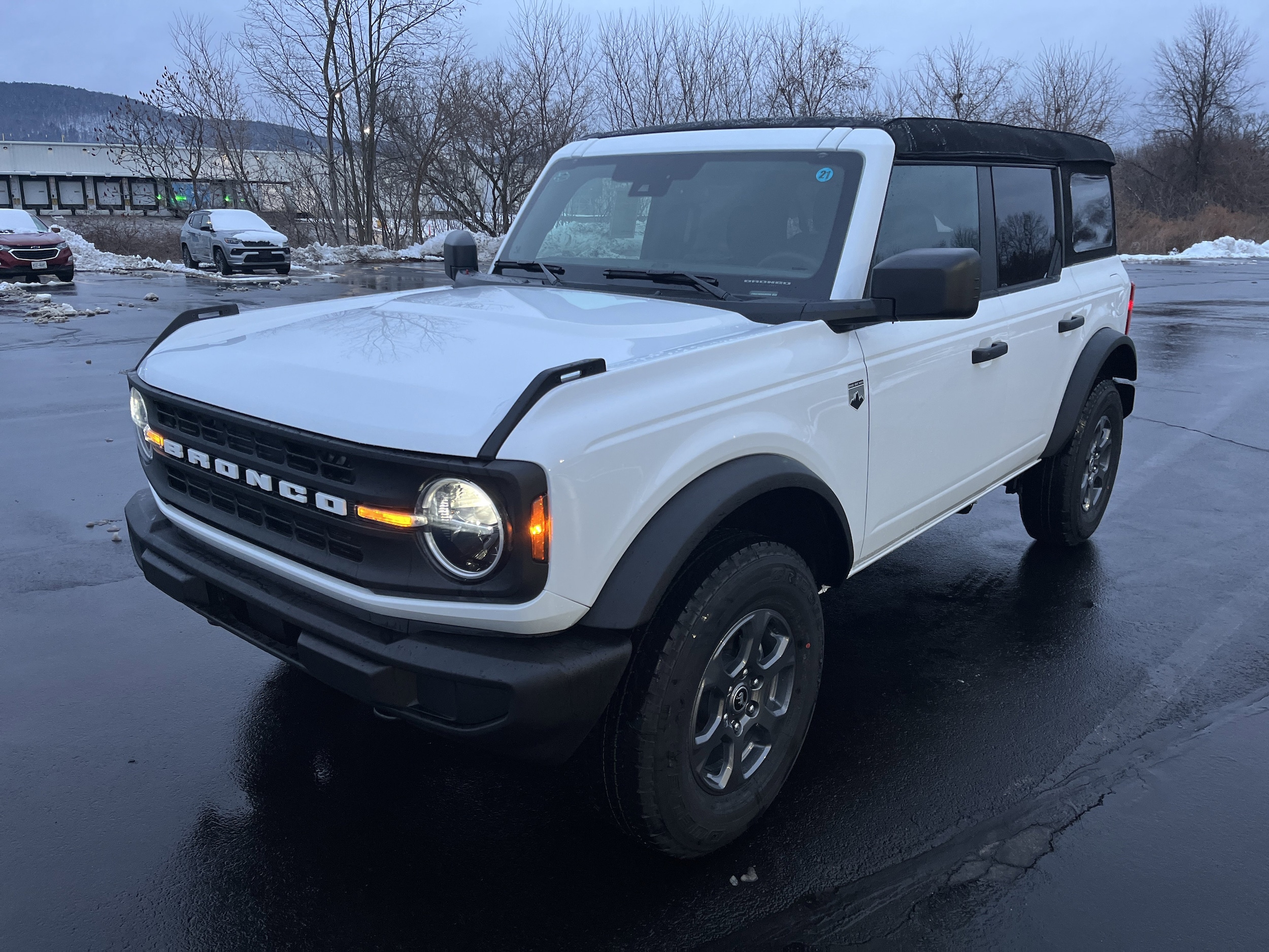 2025 Ford Bronco 4-Door Big Bend's photo