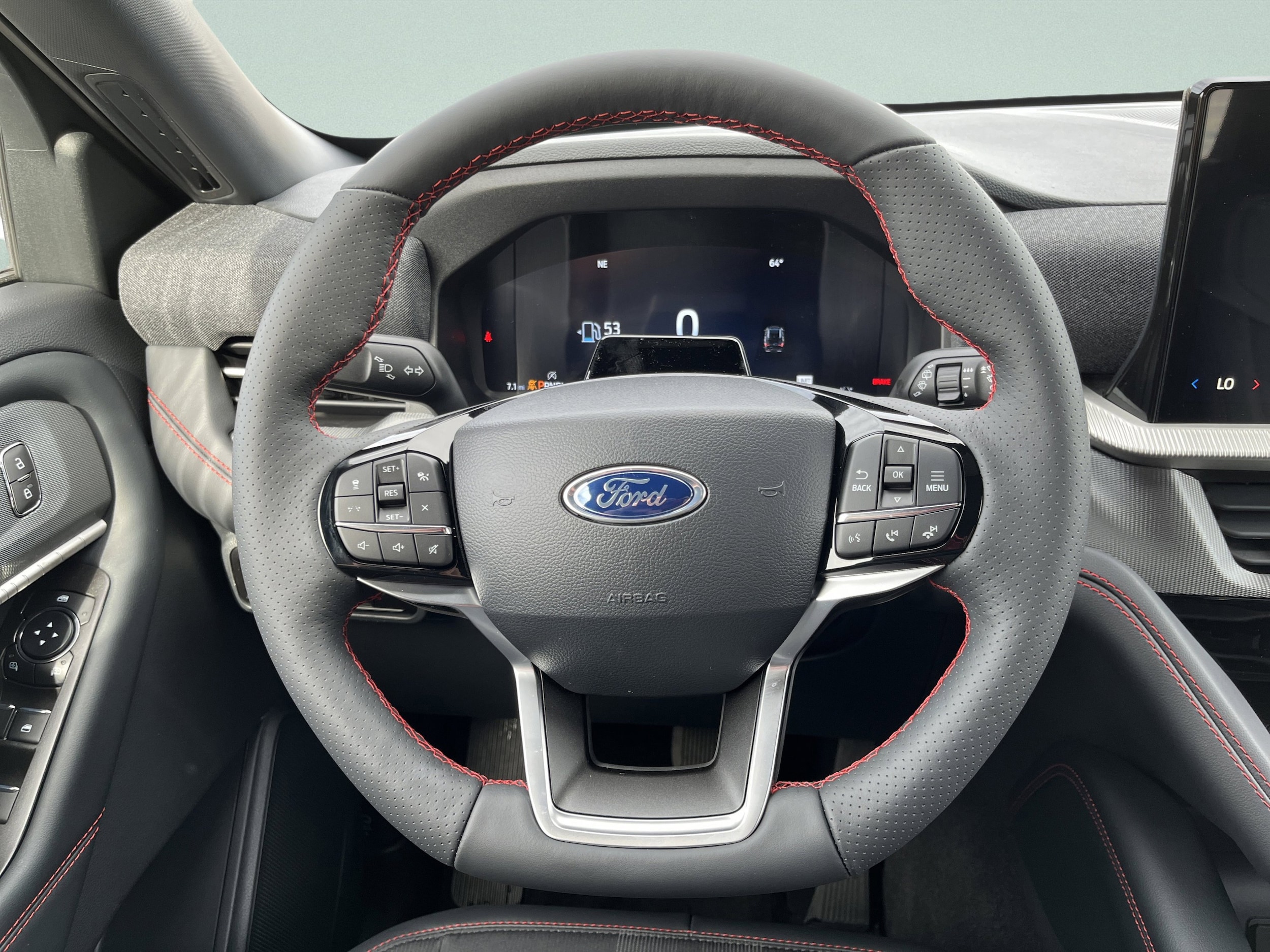 2026 Ford Explorer ST-Line - Photo 27