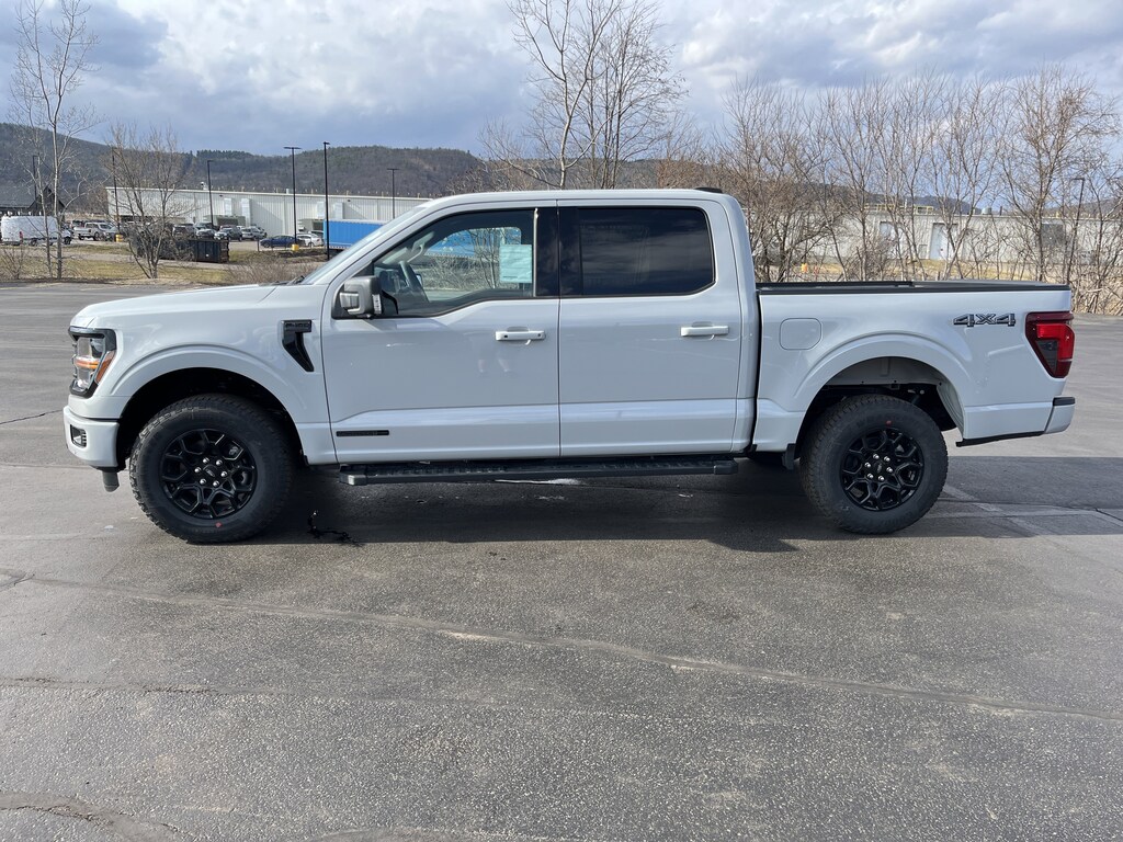 New 2026 Ford F-150 XLT XLT 4WD SuperCrew 5.5 Box