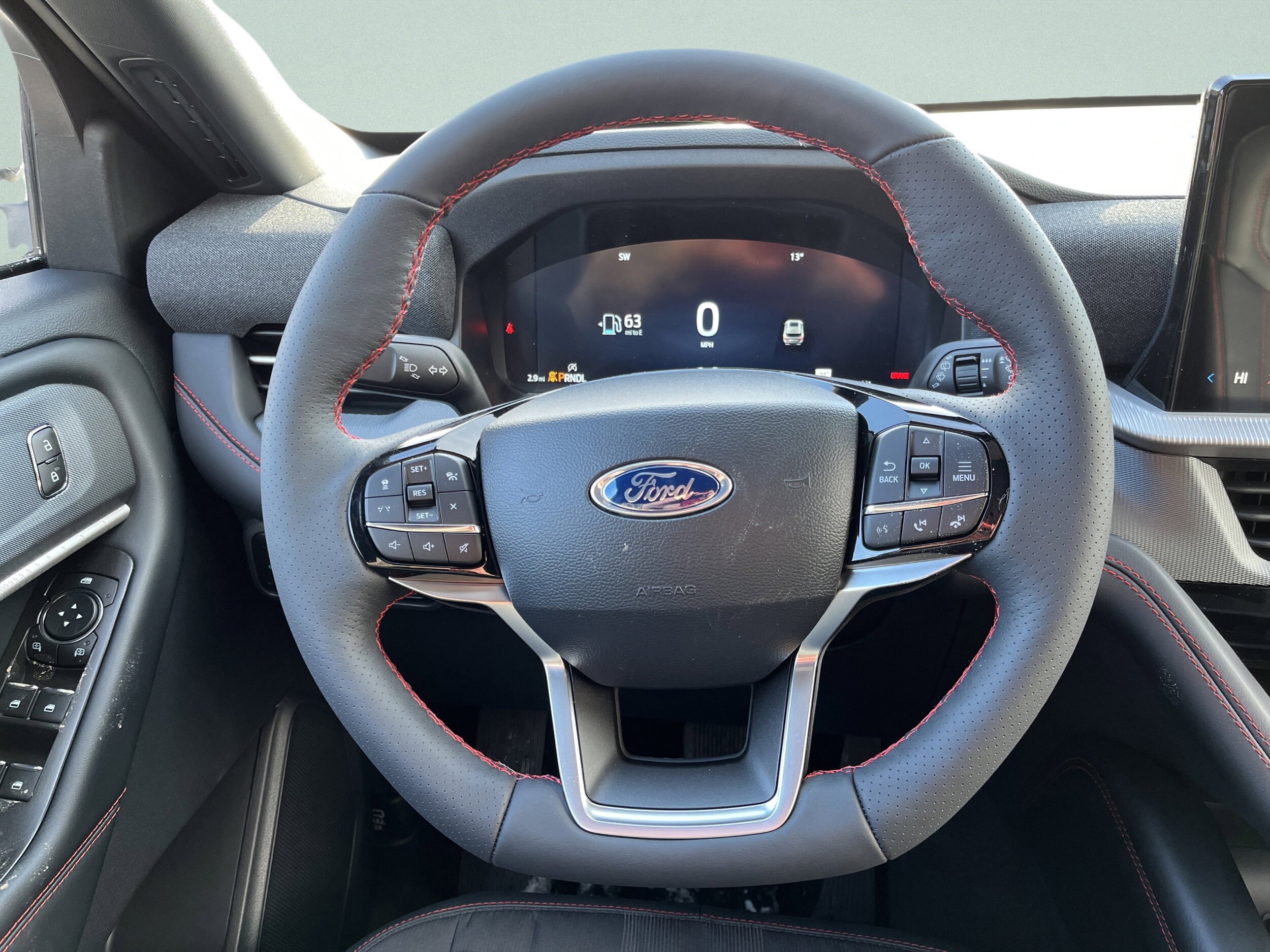2026 Ford Explorer ST-Line - Photo 26