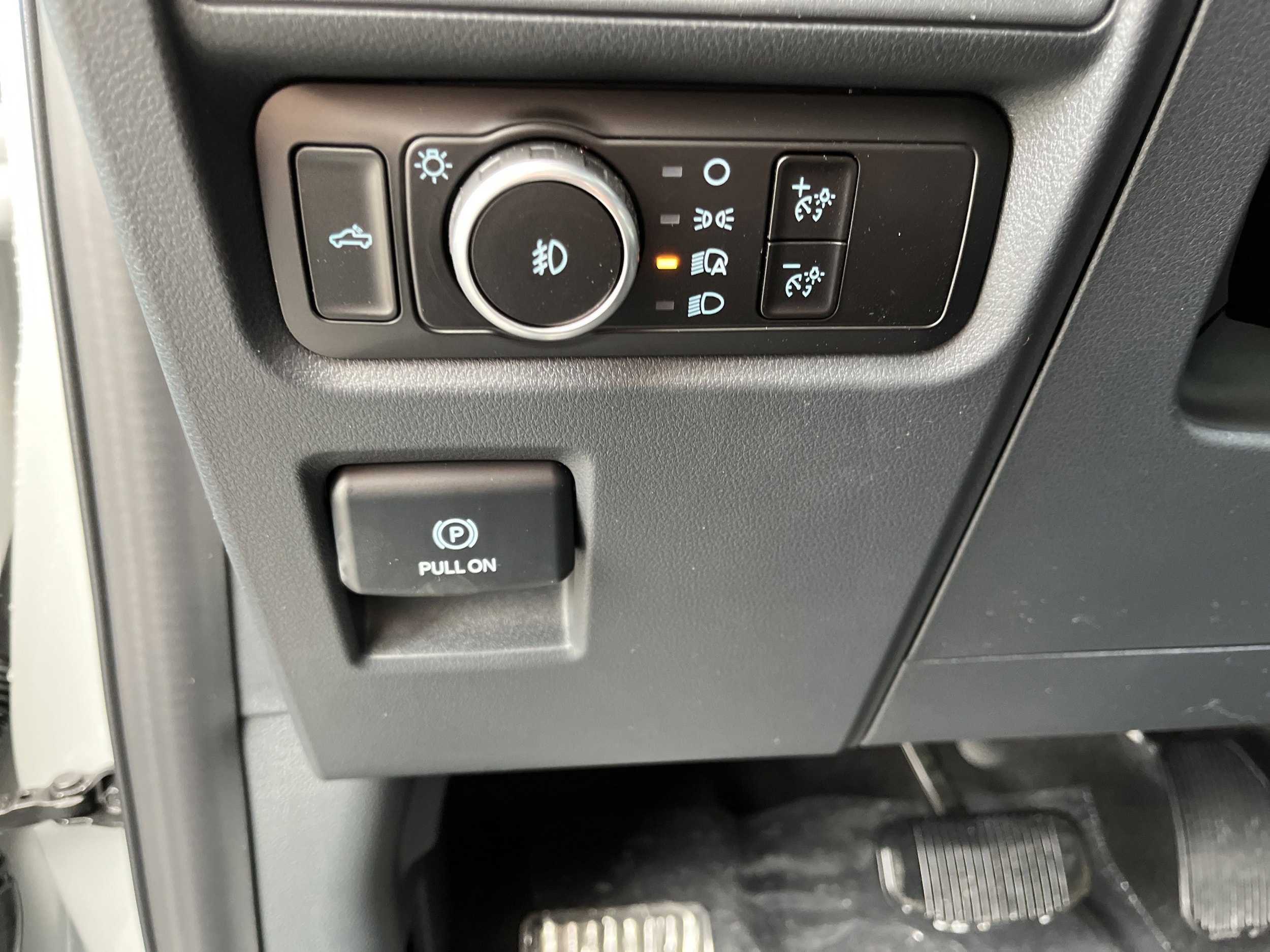 2026 Ford F-150 STX - Photo 16