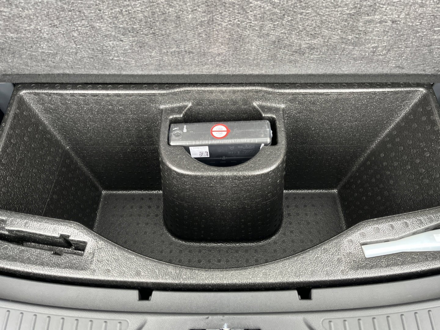 2026 Ford Explorer ST-Line - Photo 12