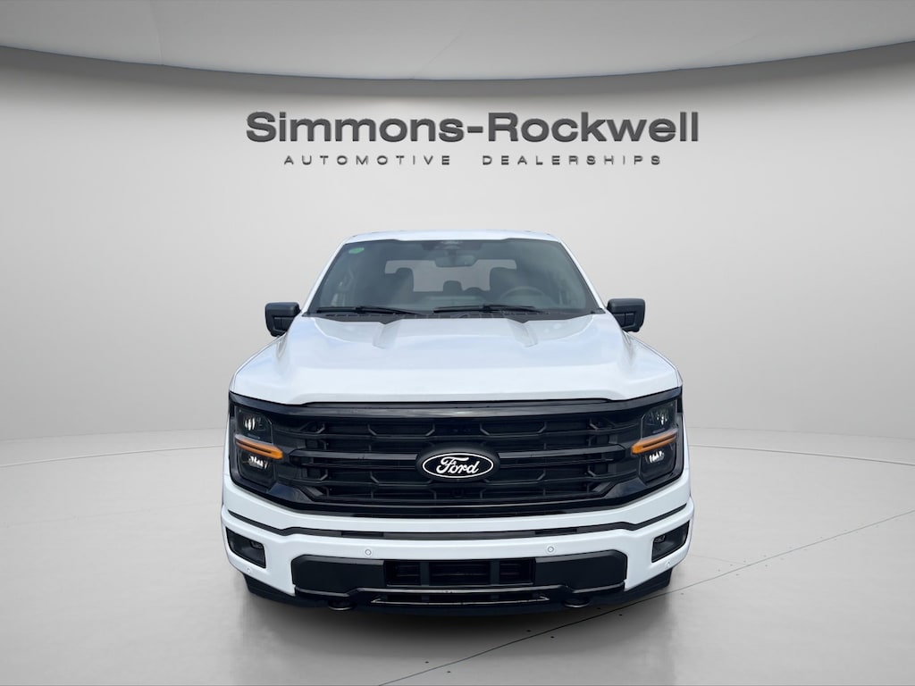 New 2026 Ford F-150 XLT XLT 4WD SuperCrew 5.5 Box