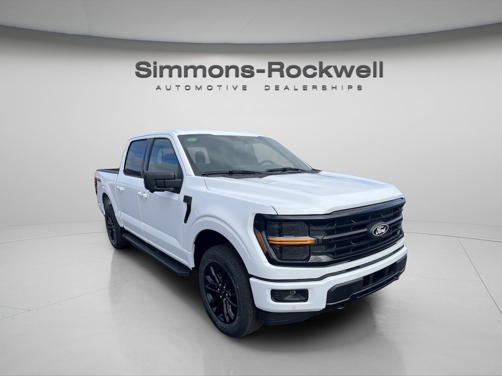 New 2026 Ford F-150 XLT XLT 4WD SuperCrew 5.5 Box