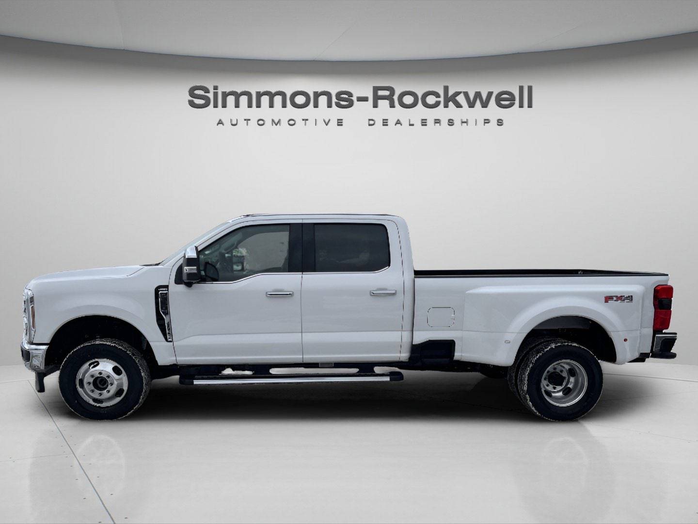 2026 Ford F-350 Super Duty Lariat - Photo 2