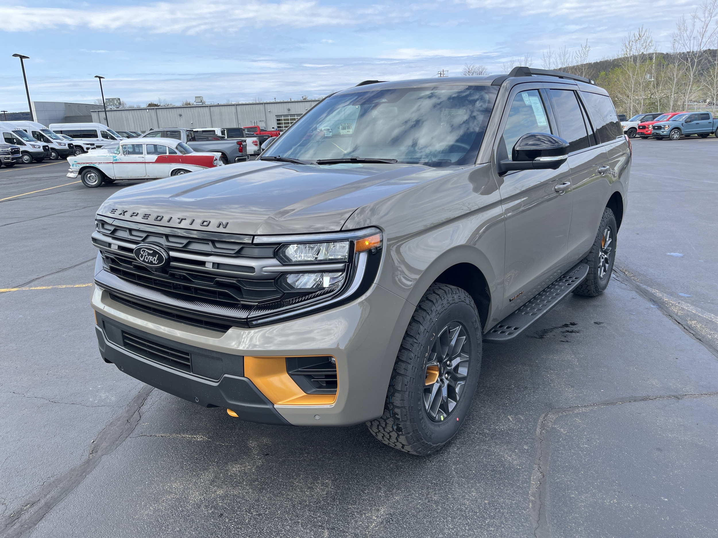 2026 Ford Expedition Tremor 4x4 
