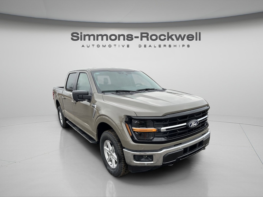 New 2026 Ford F-150 XLT XLT 4WD SuperCrew 5.5 Box