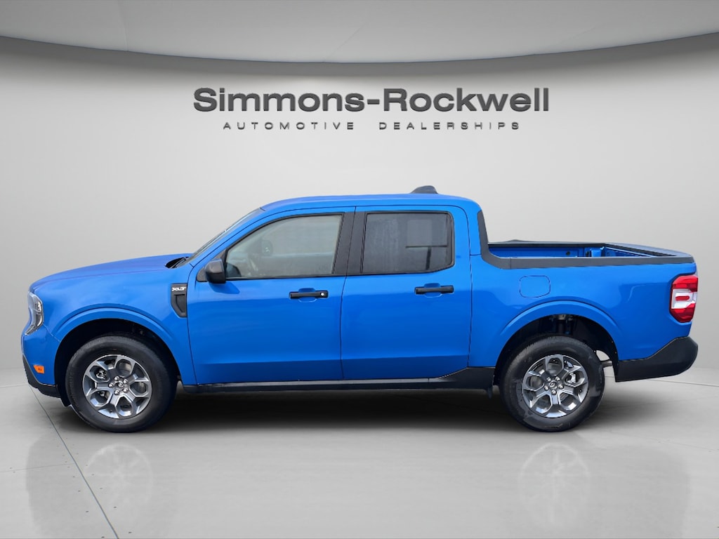 New 2025 Ford Maverick XLT XLT AWD SuperCrew