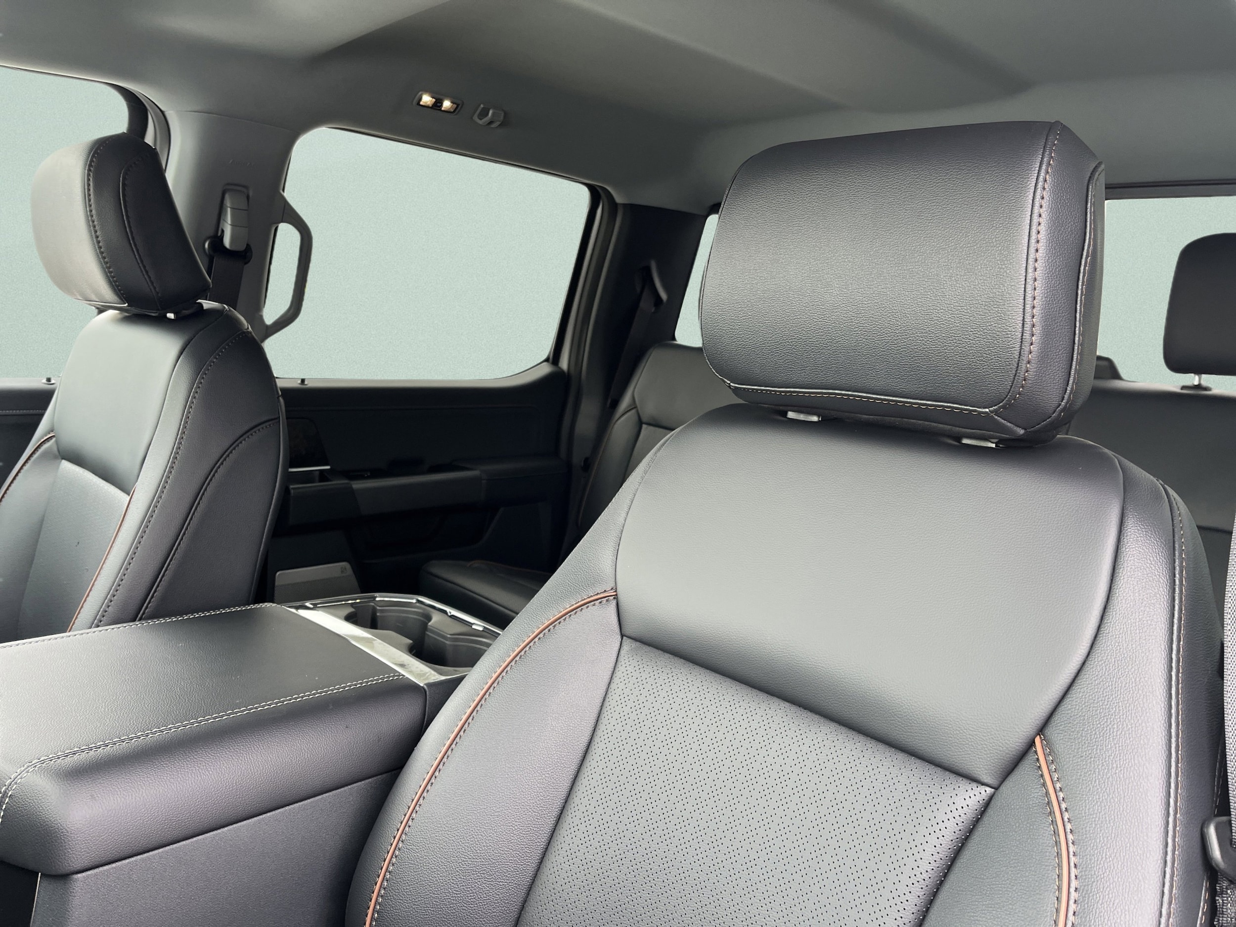 2026 Ford F-350 Super Duty Lariat - Photo 12