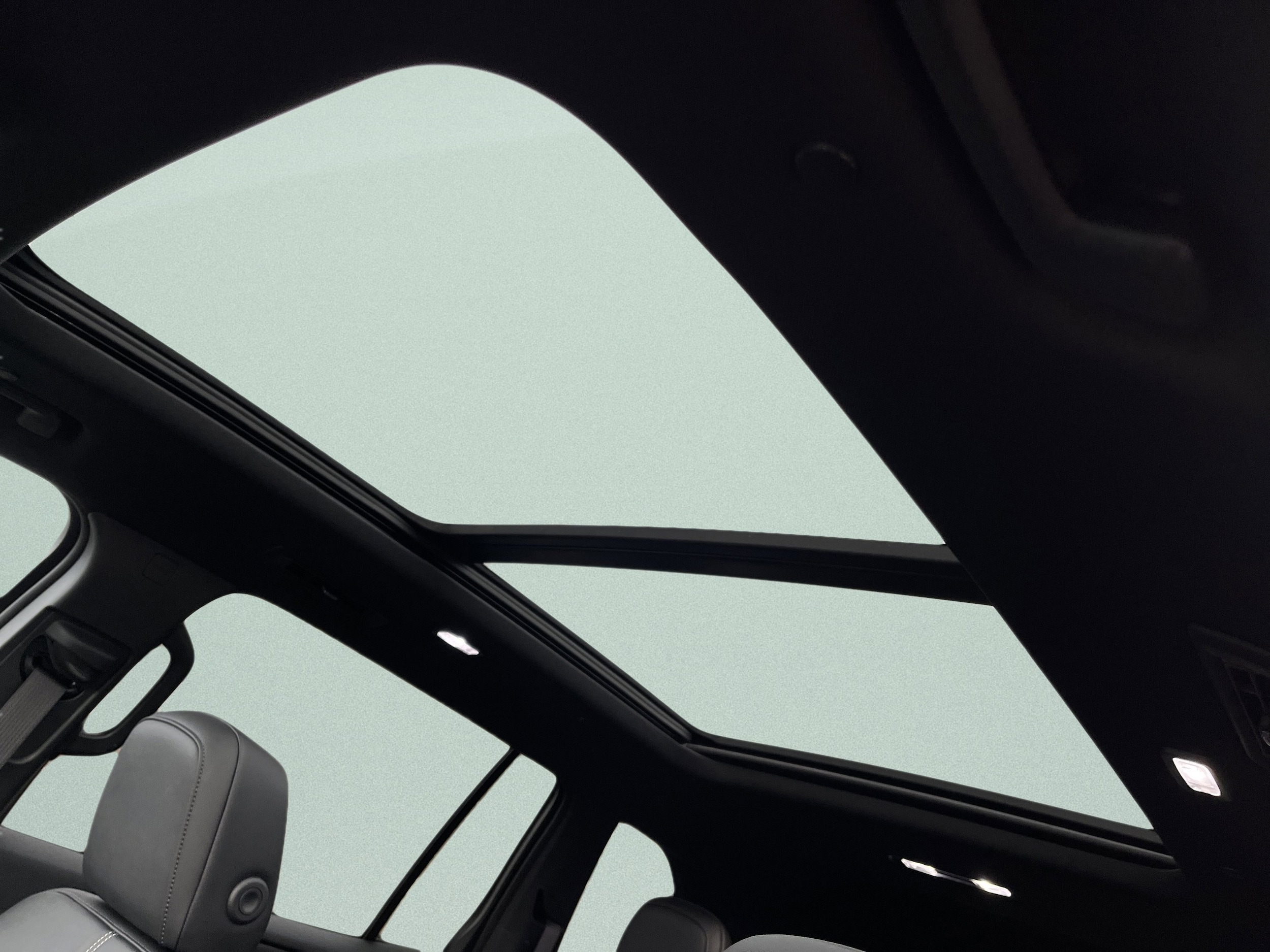 2026 GMC Acadia Elevation - Photo 17
