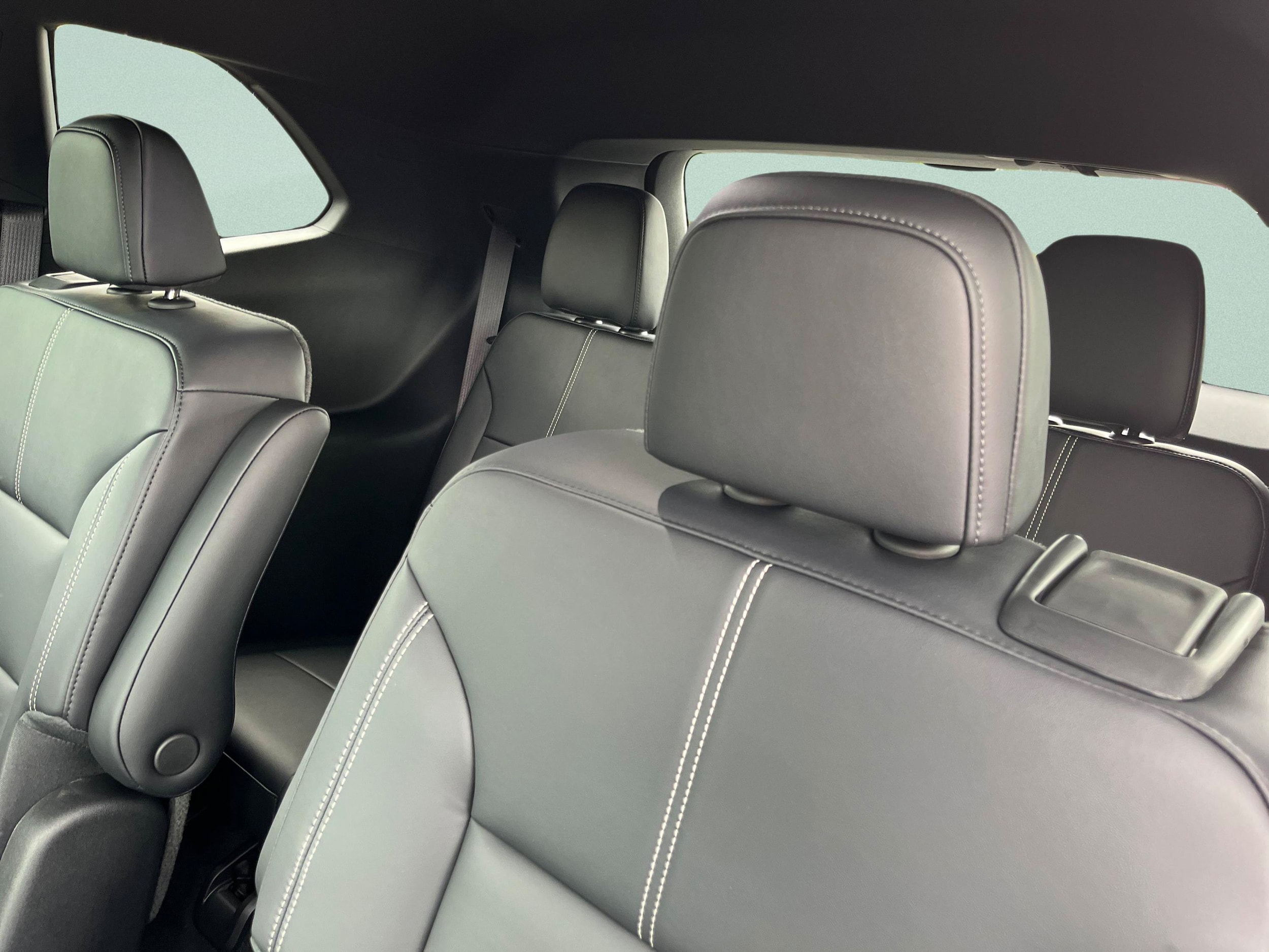 2026 GMC Acadia Elevation - Photo 17