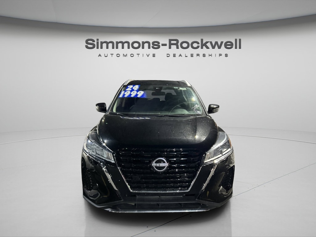 Used 2024 Nissan Kicks SV Xtronic CVT SUV