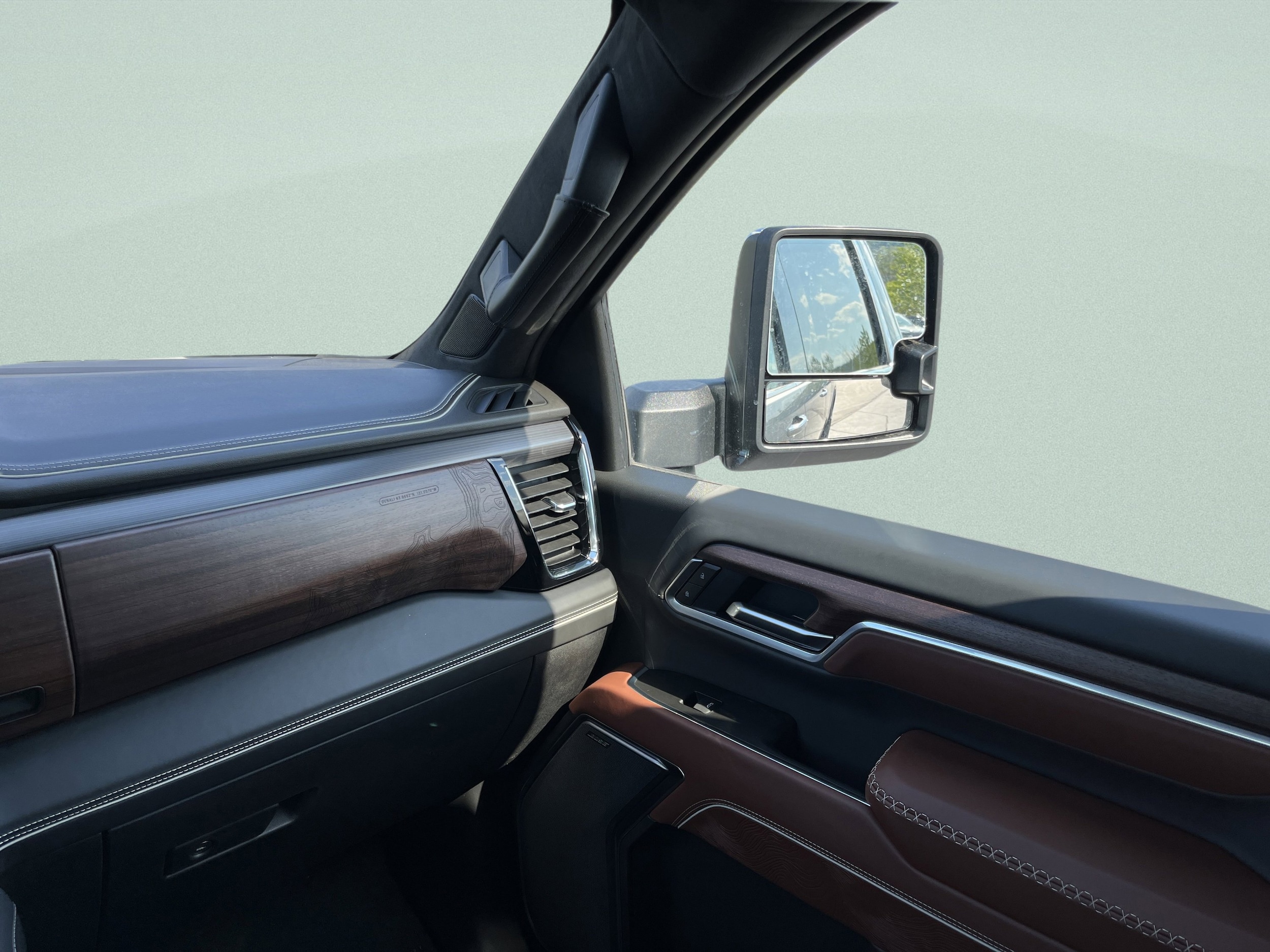 2026 GMC Sierra 2500HD Denali Ultimate - Photo 20