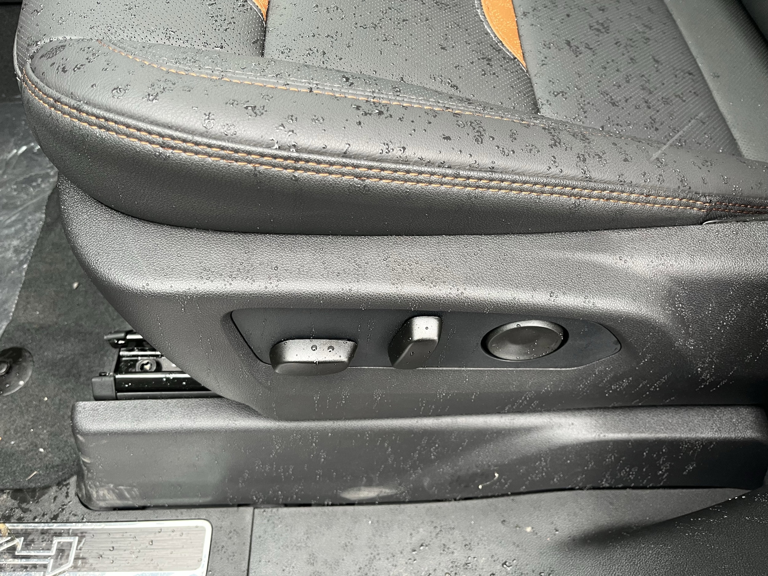 2026 GMC Sierra 1500 AT4 - Photo 27