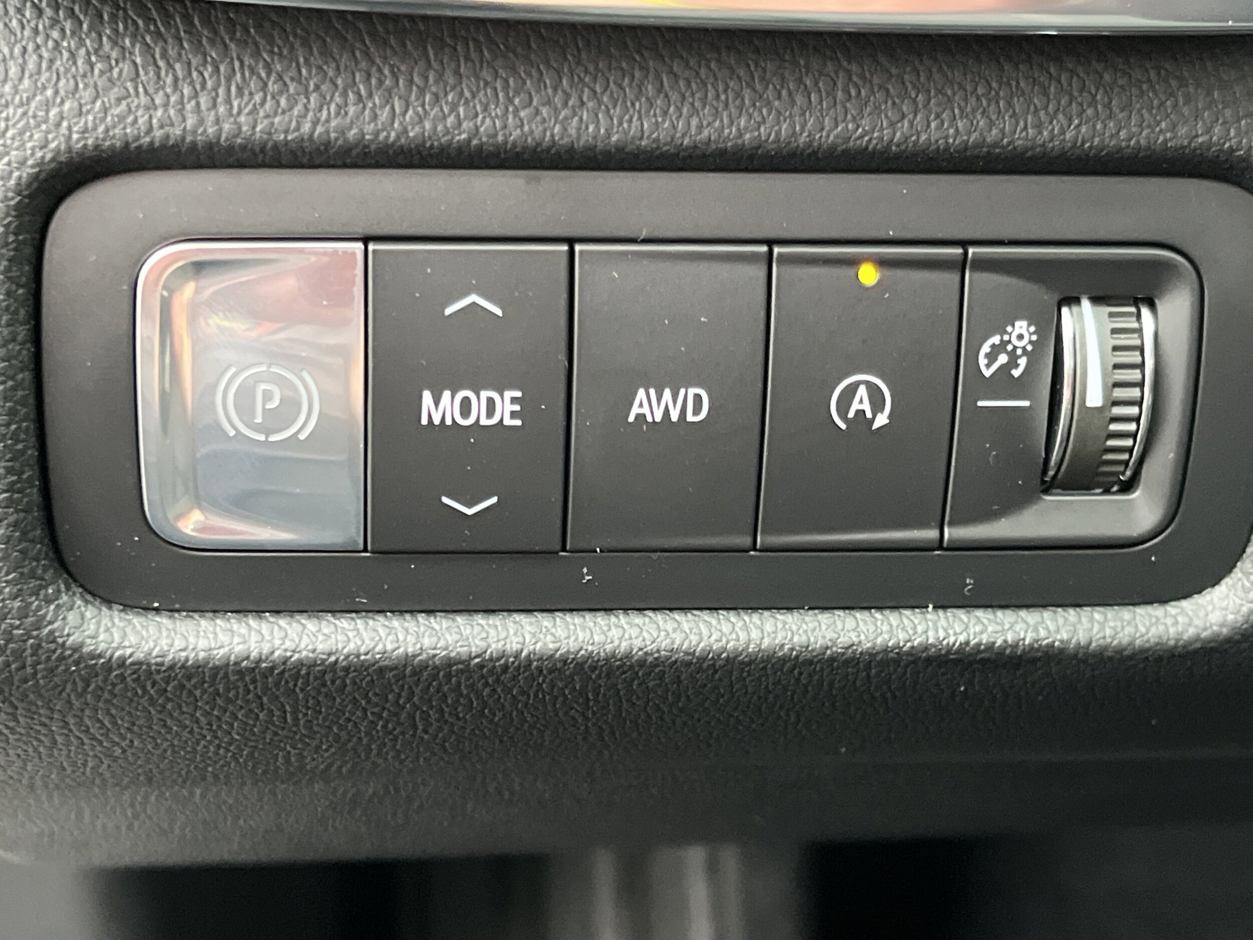 2026 GMC Acadia Elevation - Photo 11