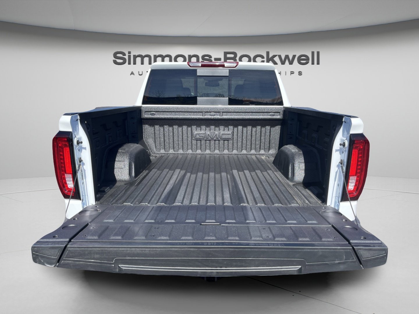 2026 GMC Sierra 1500 AT4 - Photo 11