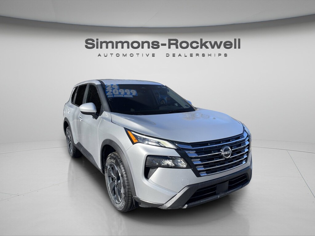 Used 2024 Nissan Rogue SV