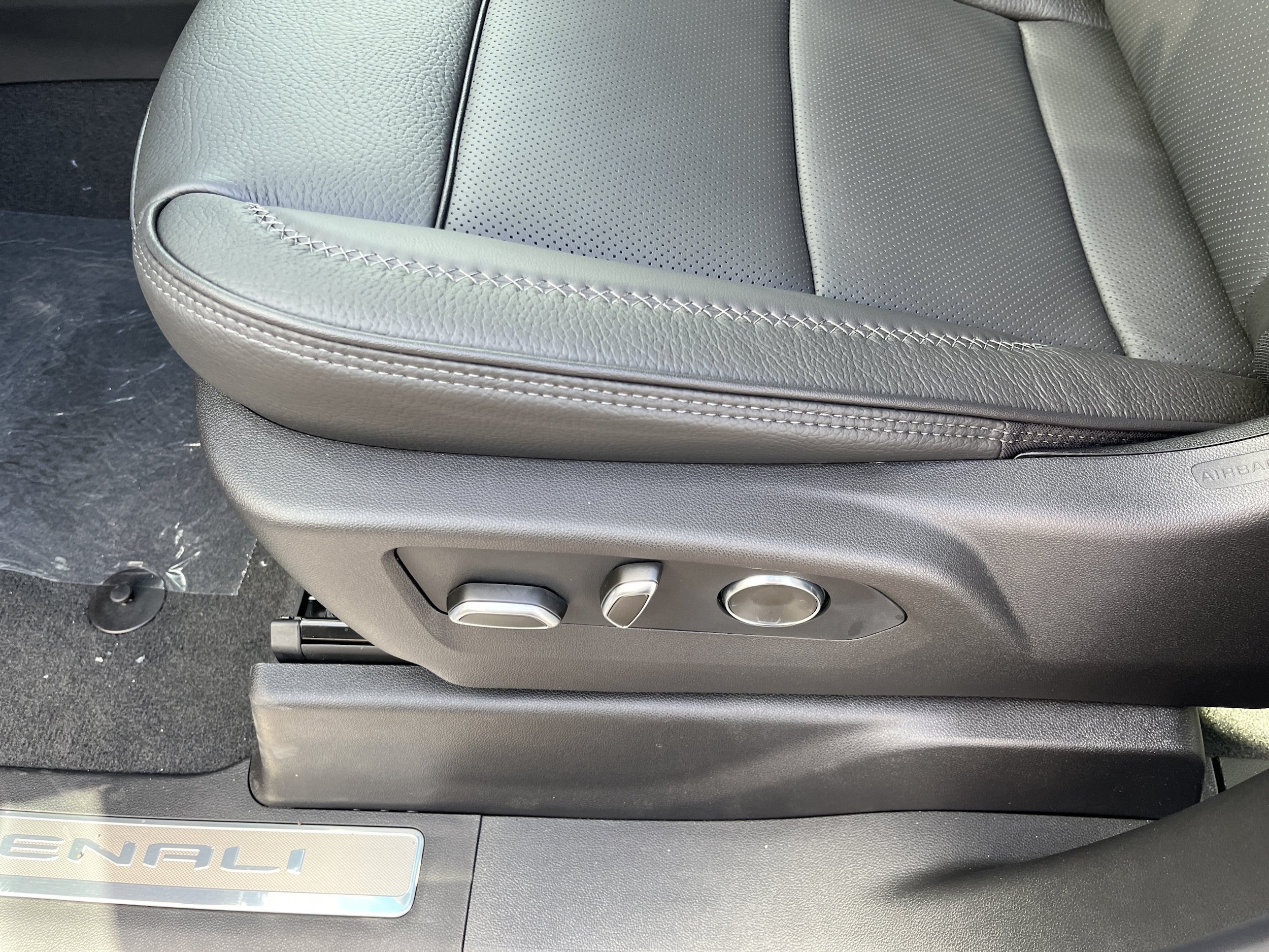 2026 GMC Sierra 2500HD Denali - Photo 13