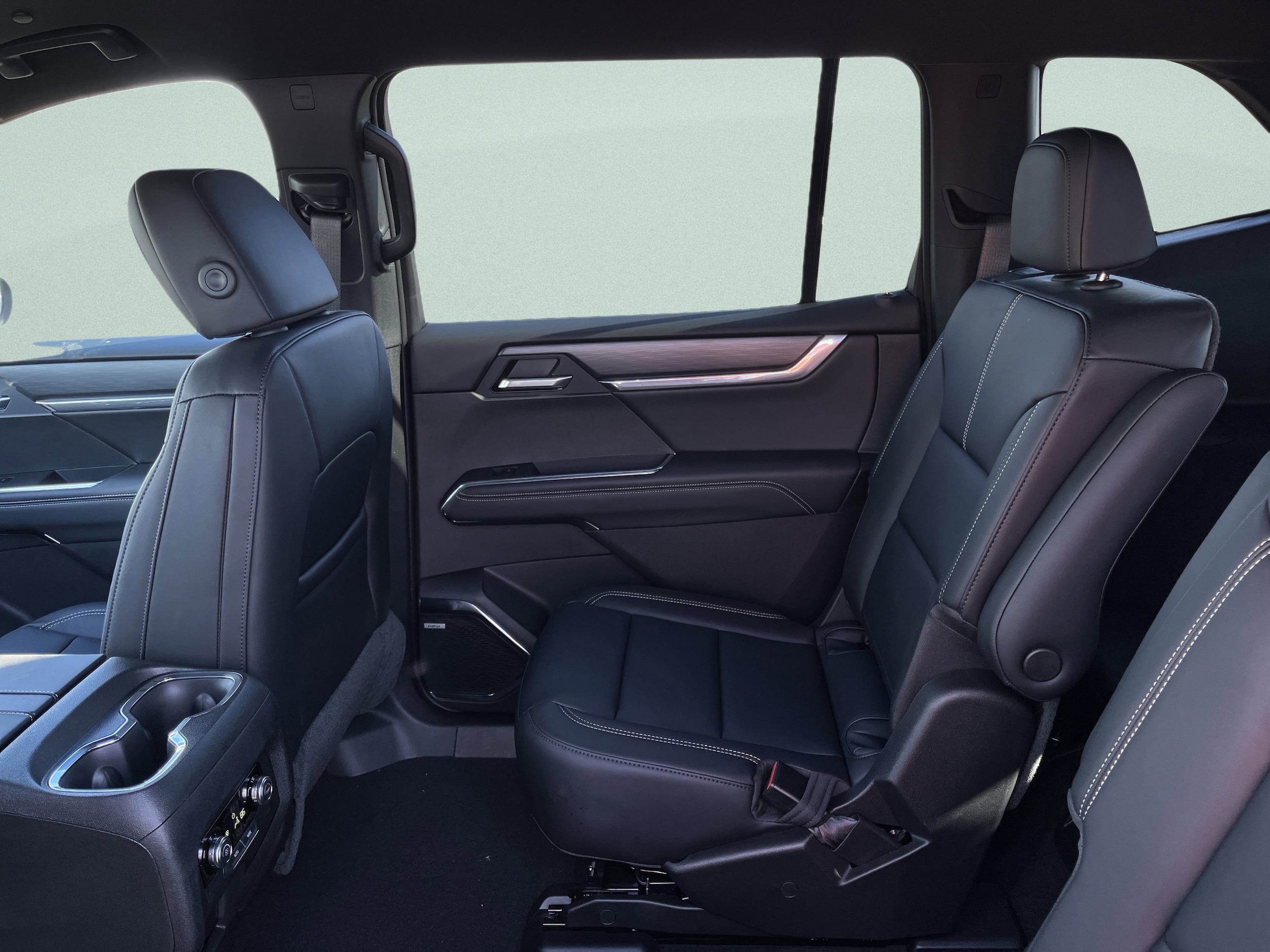 2026 GMC Acadia Elevation - Photo 22