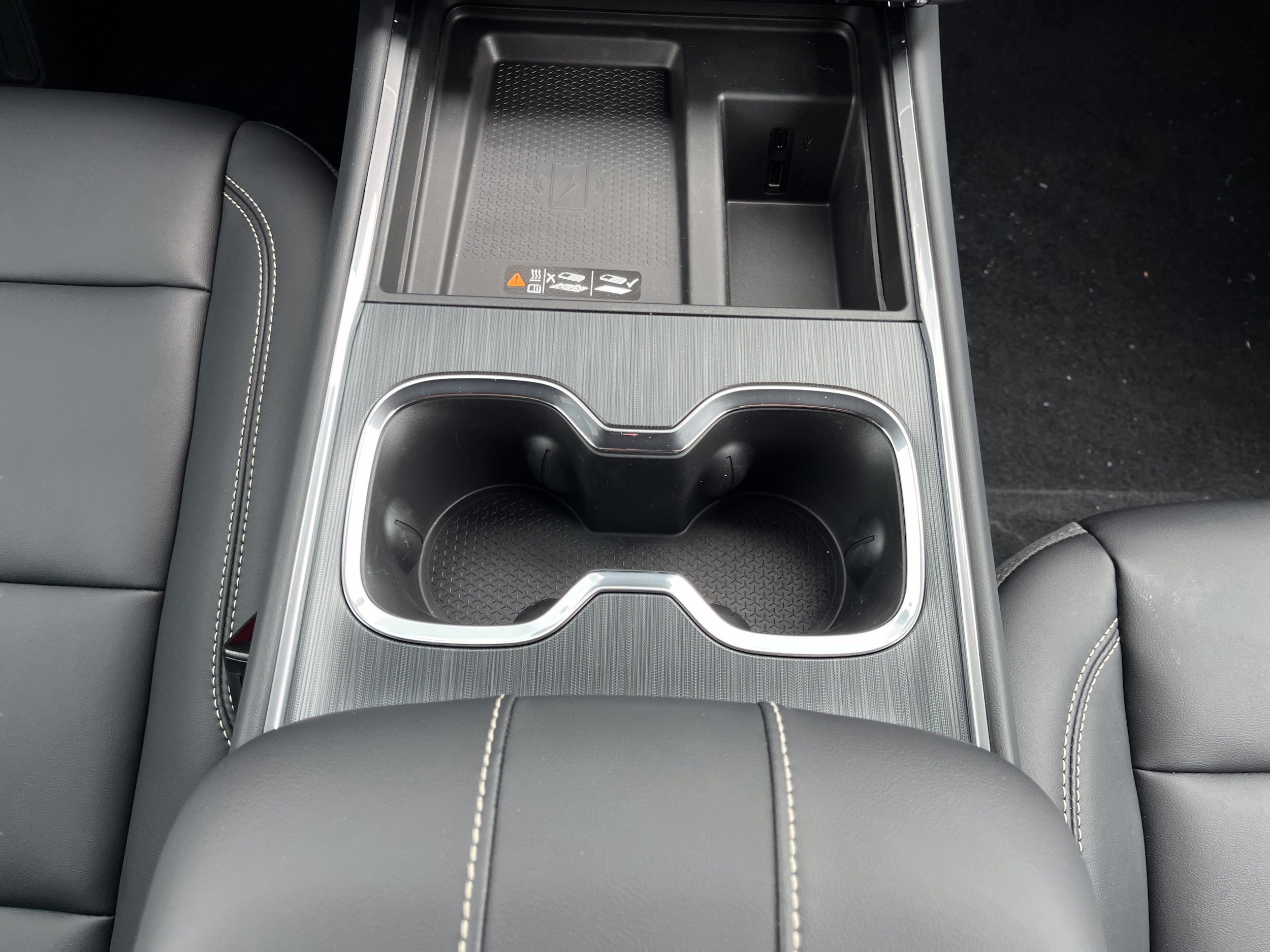 2026 GMC Acadia Elevation - Photo 12