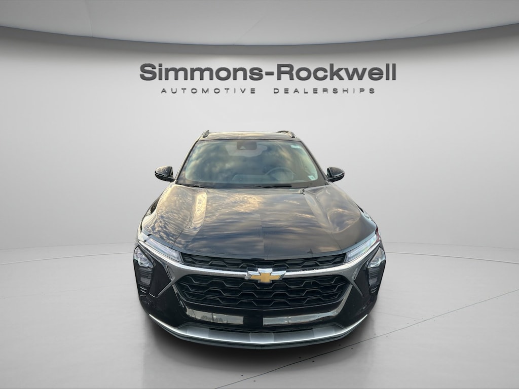 Used 2024 Chevrolet Trax LT SUV