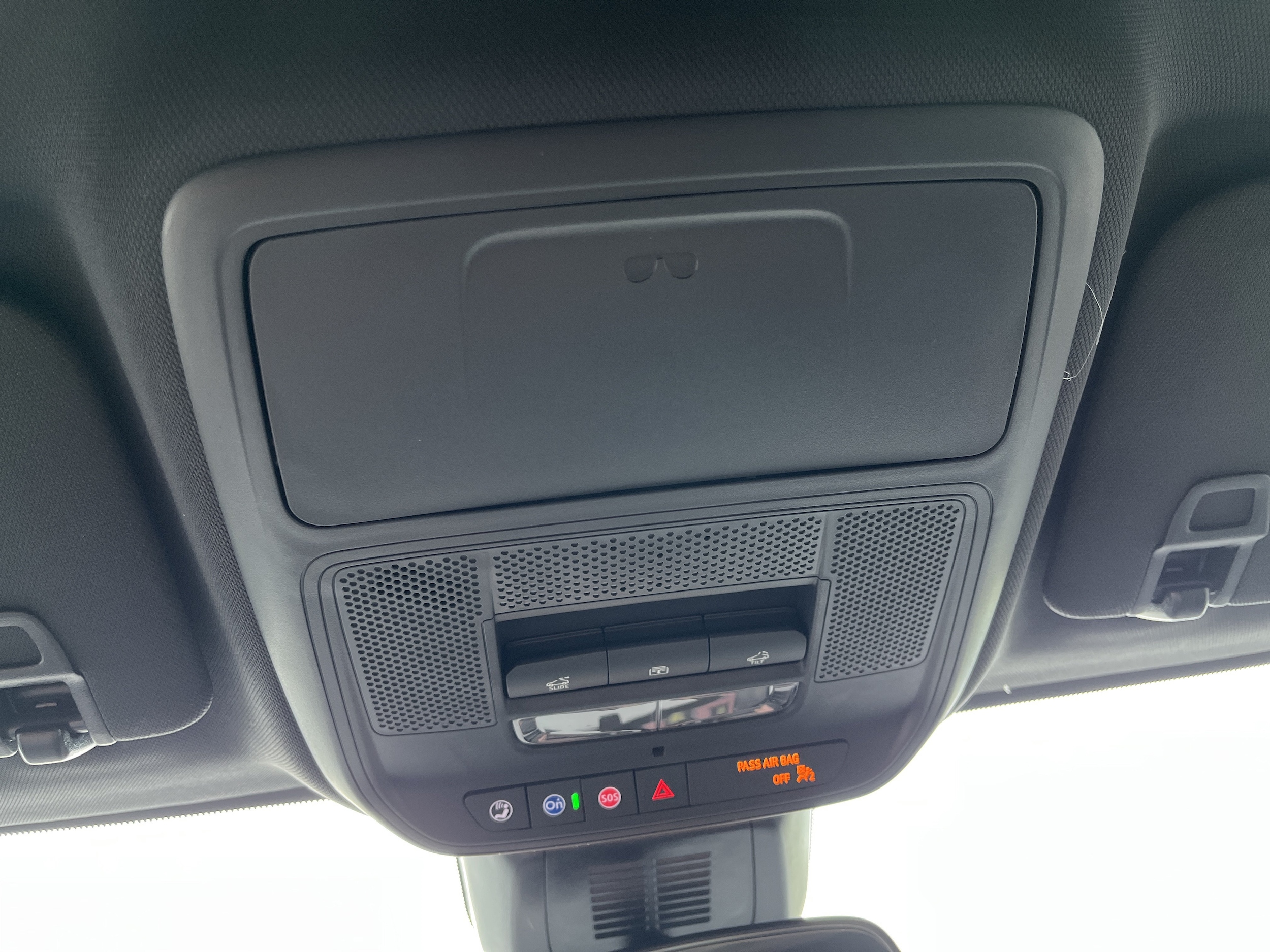 2027 GMC Terrain AT4 - Photo 10