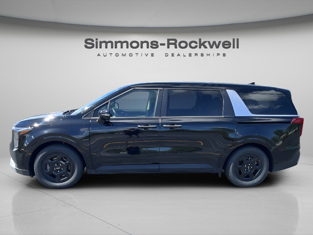 Used 2025 Kia Carnival LXS