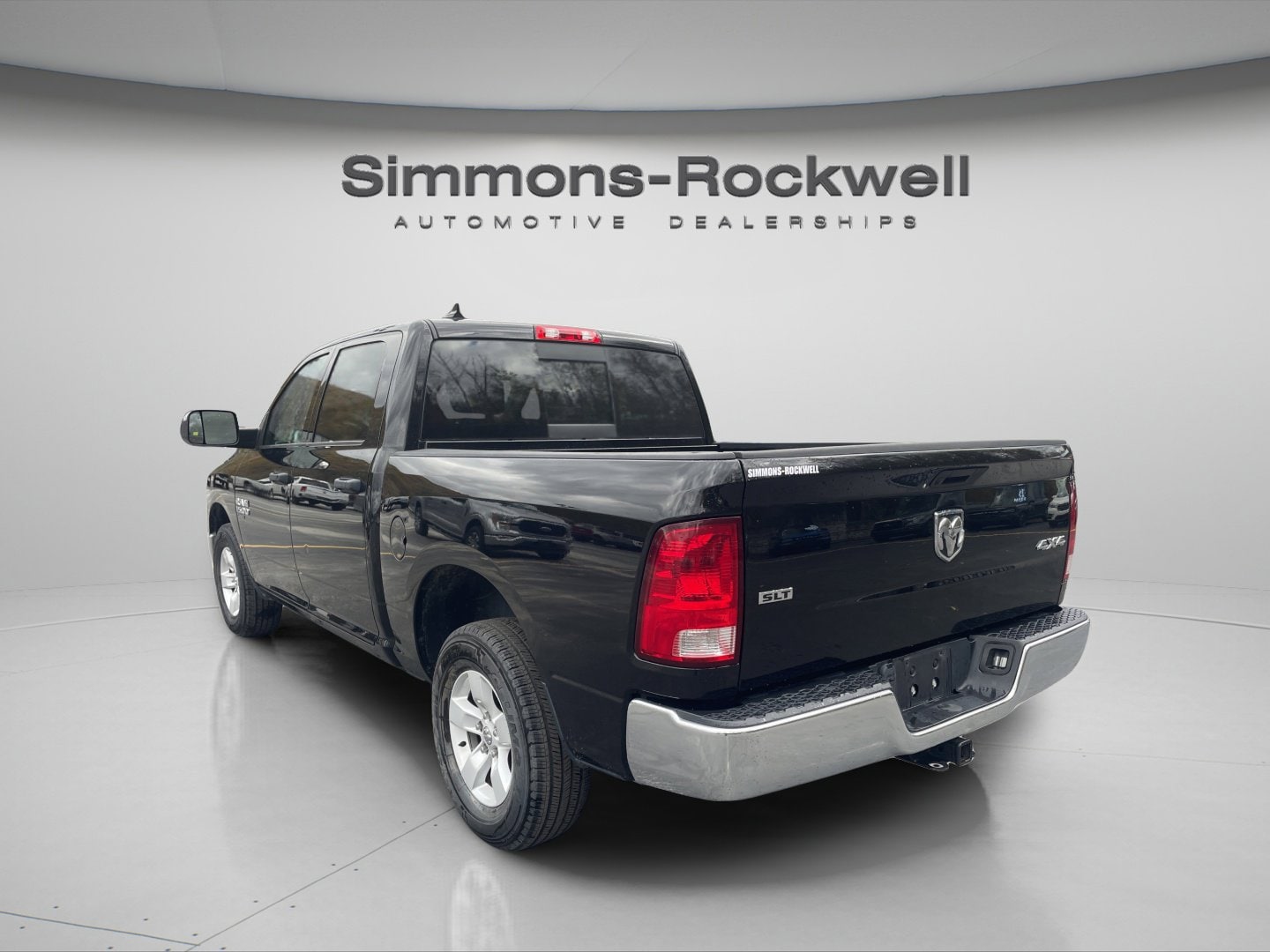 2023 RAM Ram 1500 Classic SLT - Photo 7