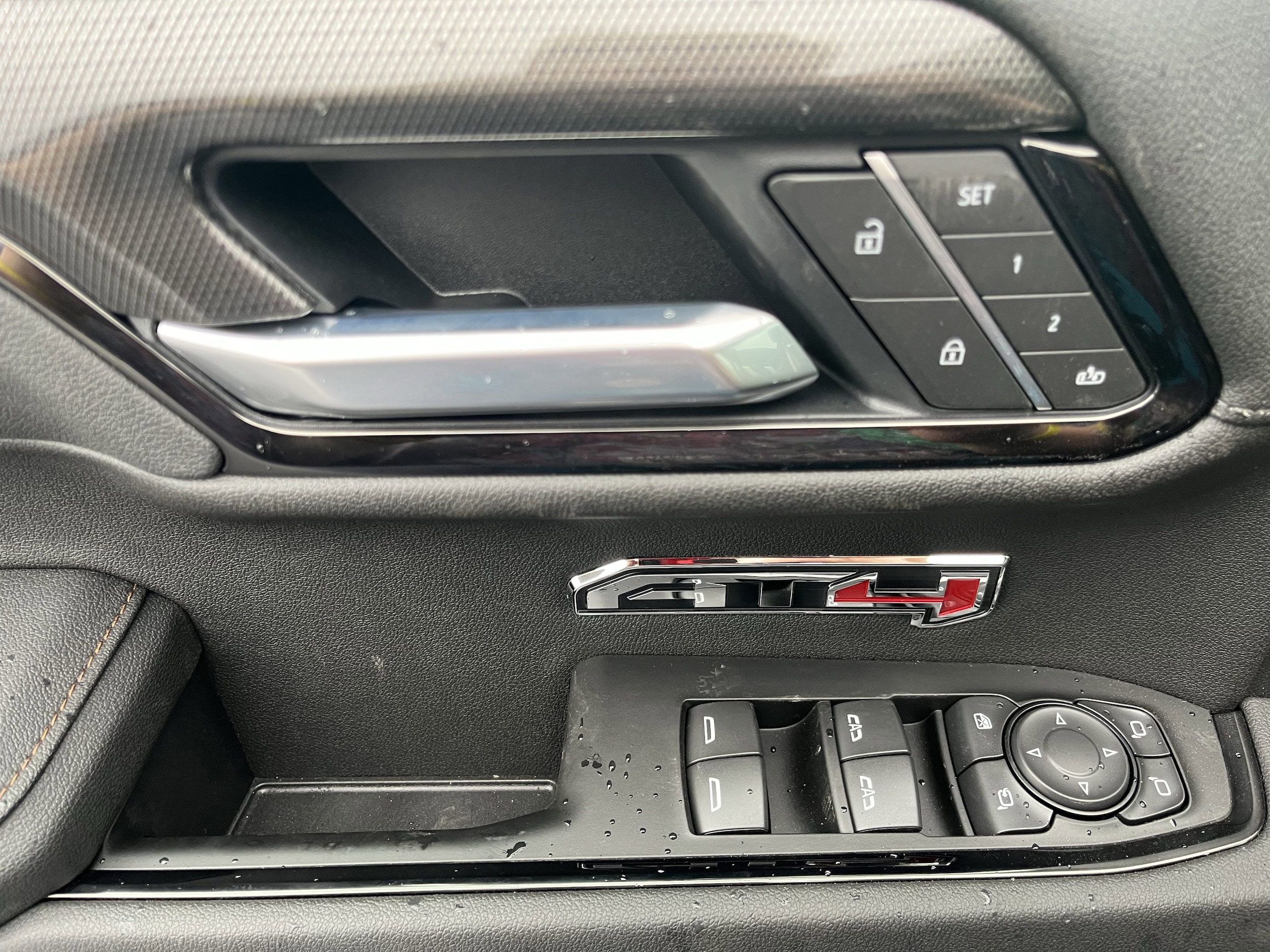 2026 GMC Sierra 1500 AT4 - Photo 9