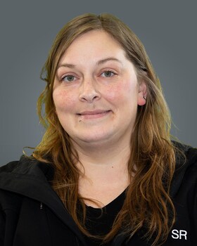 Staff member Tracey Whitmore from ID_b5d370