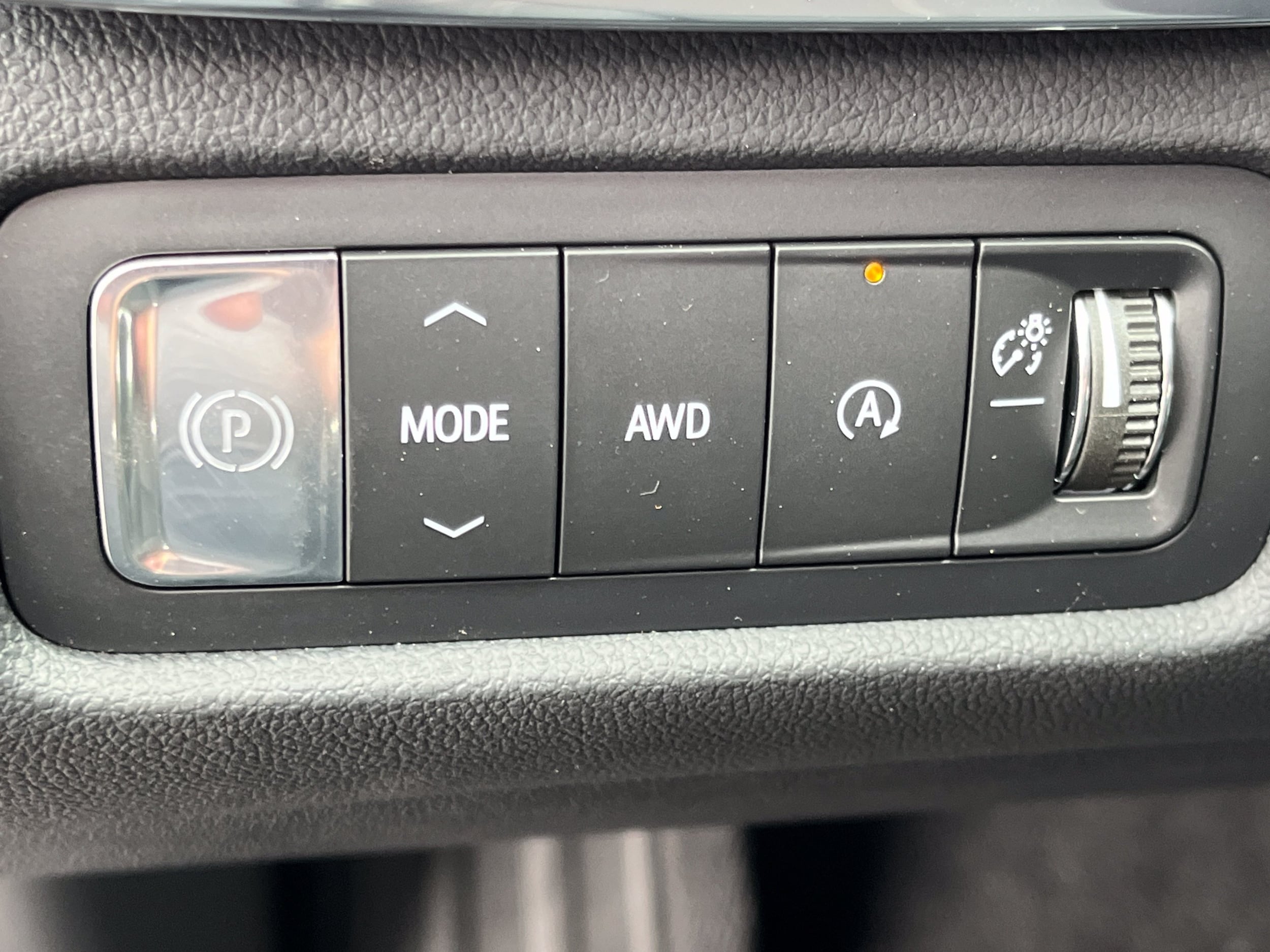 2026 GMC Acadia Elevation - Photo 10