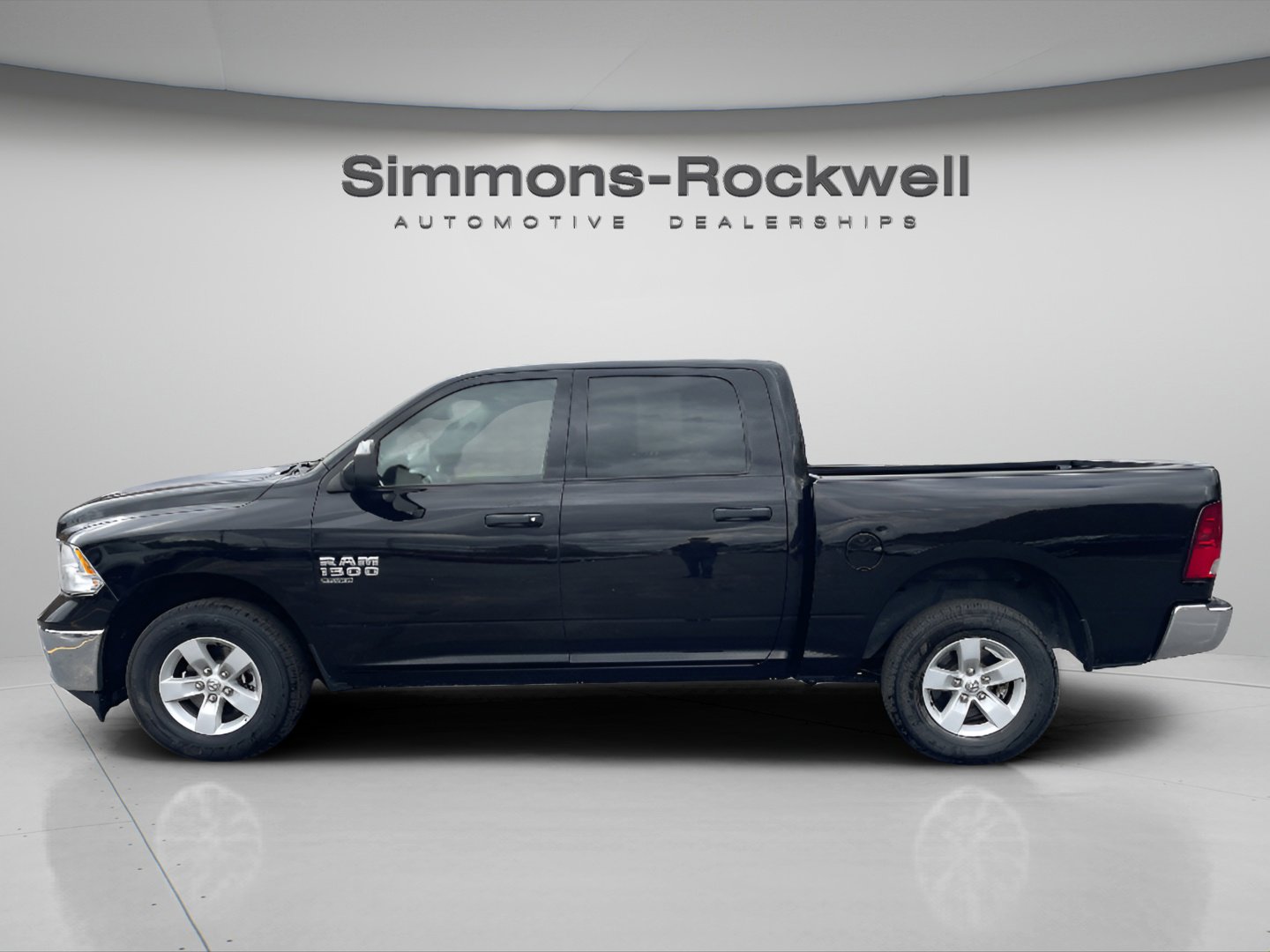 2023 RAM Ram 1500 Classic SLT - Photo 8