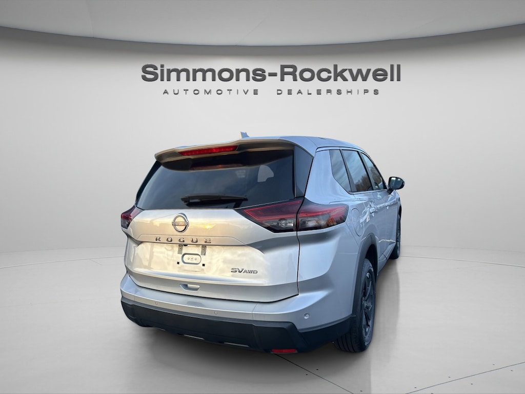 Used 2024 Nissan Rogue SV