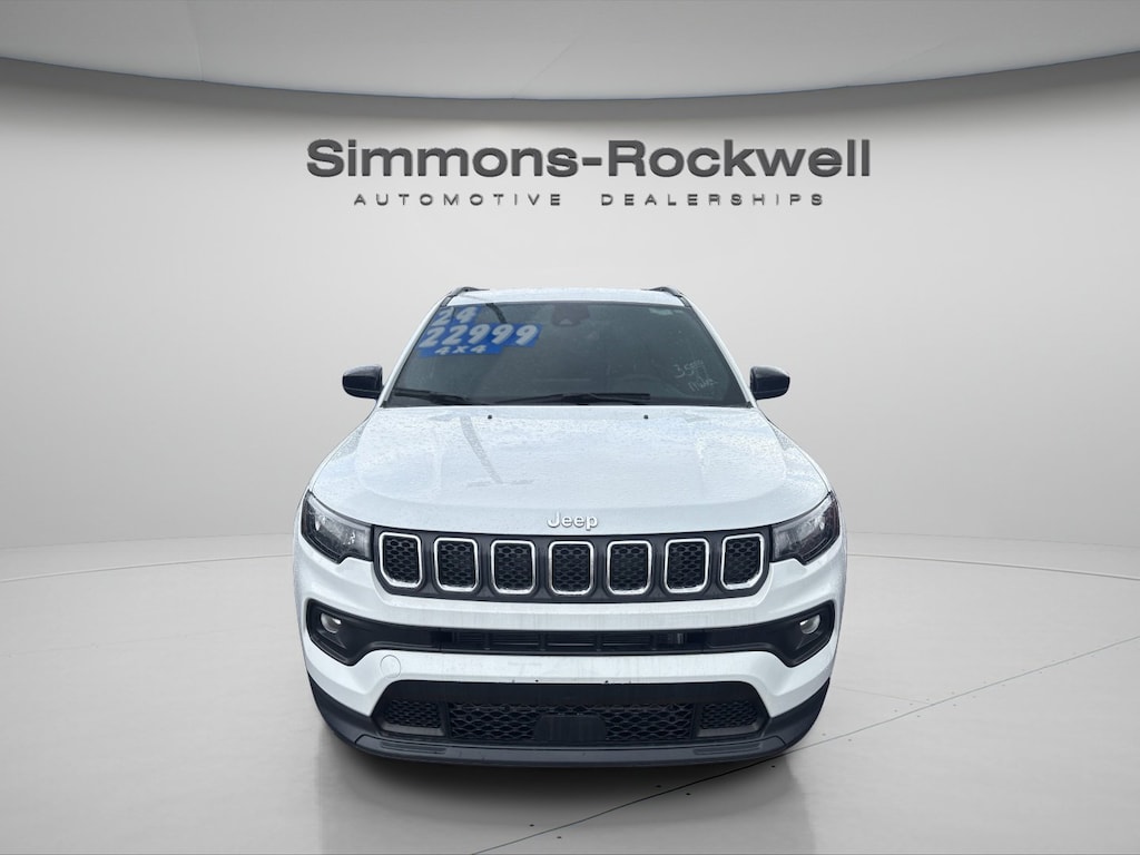 Used 2024 Jeep Compass Latitude