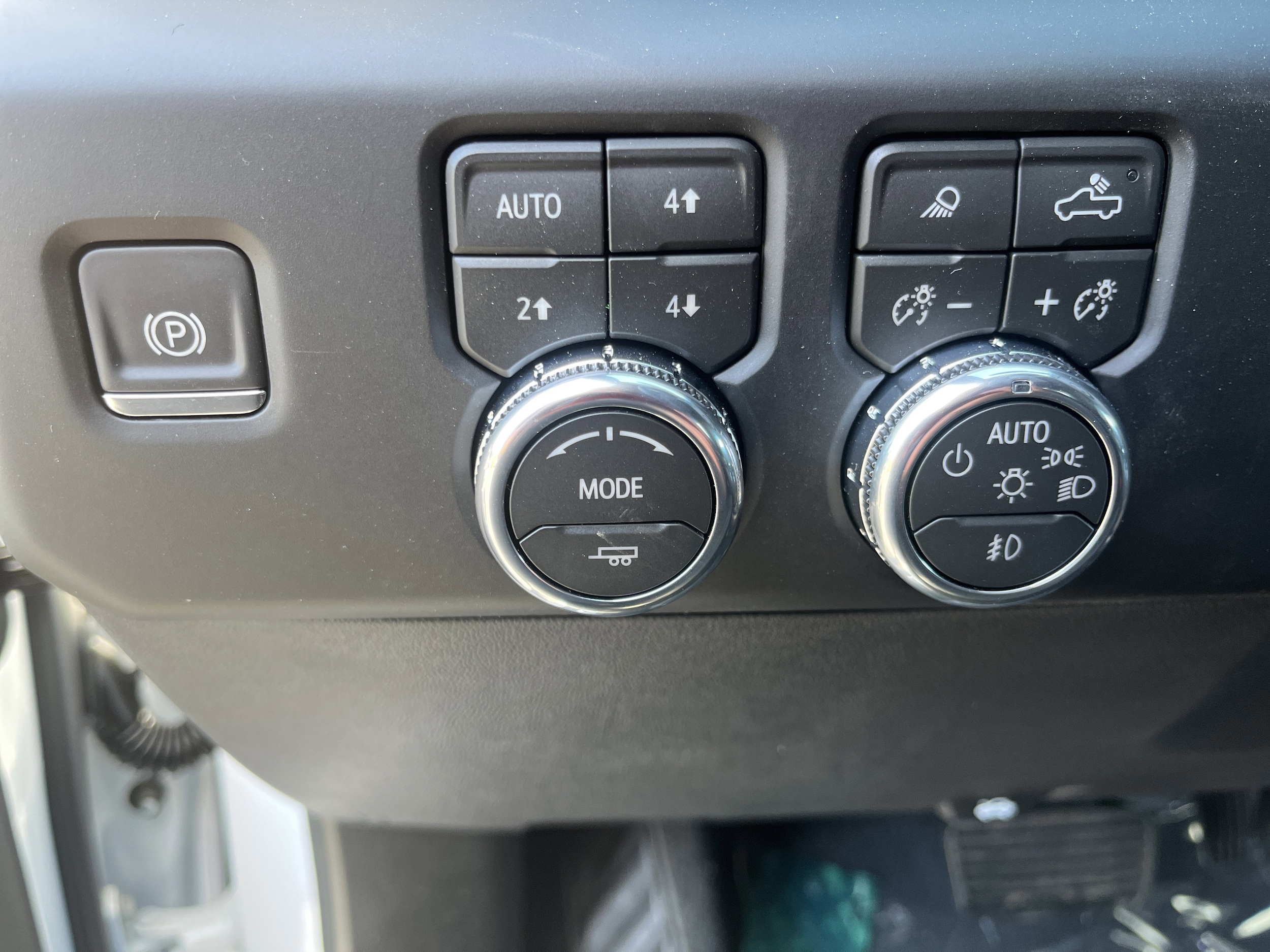 2026 GMC Sierra 1500 AT4 - Photo 17