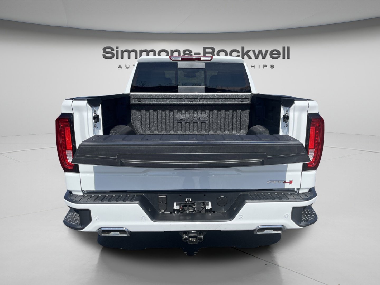 2026 GMC Sierra 1500 AT4 - Photo 10
