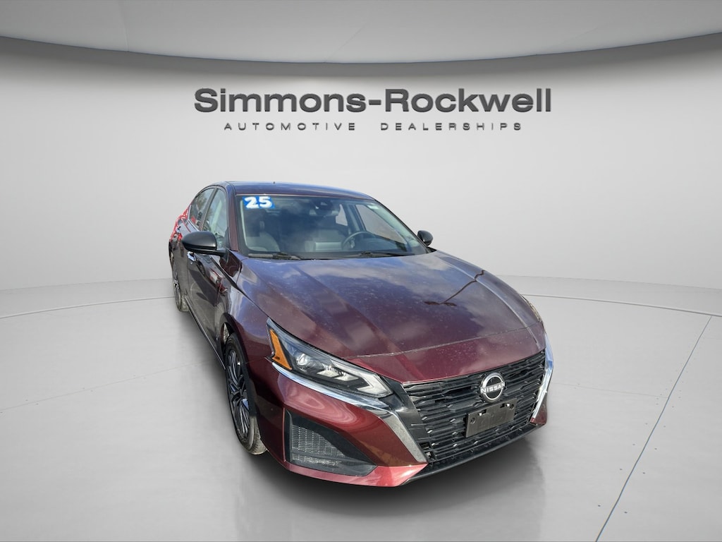 Used 2025 Nissan Altima SV