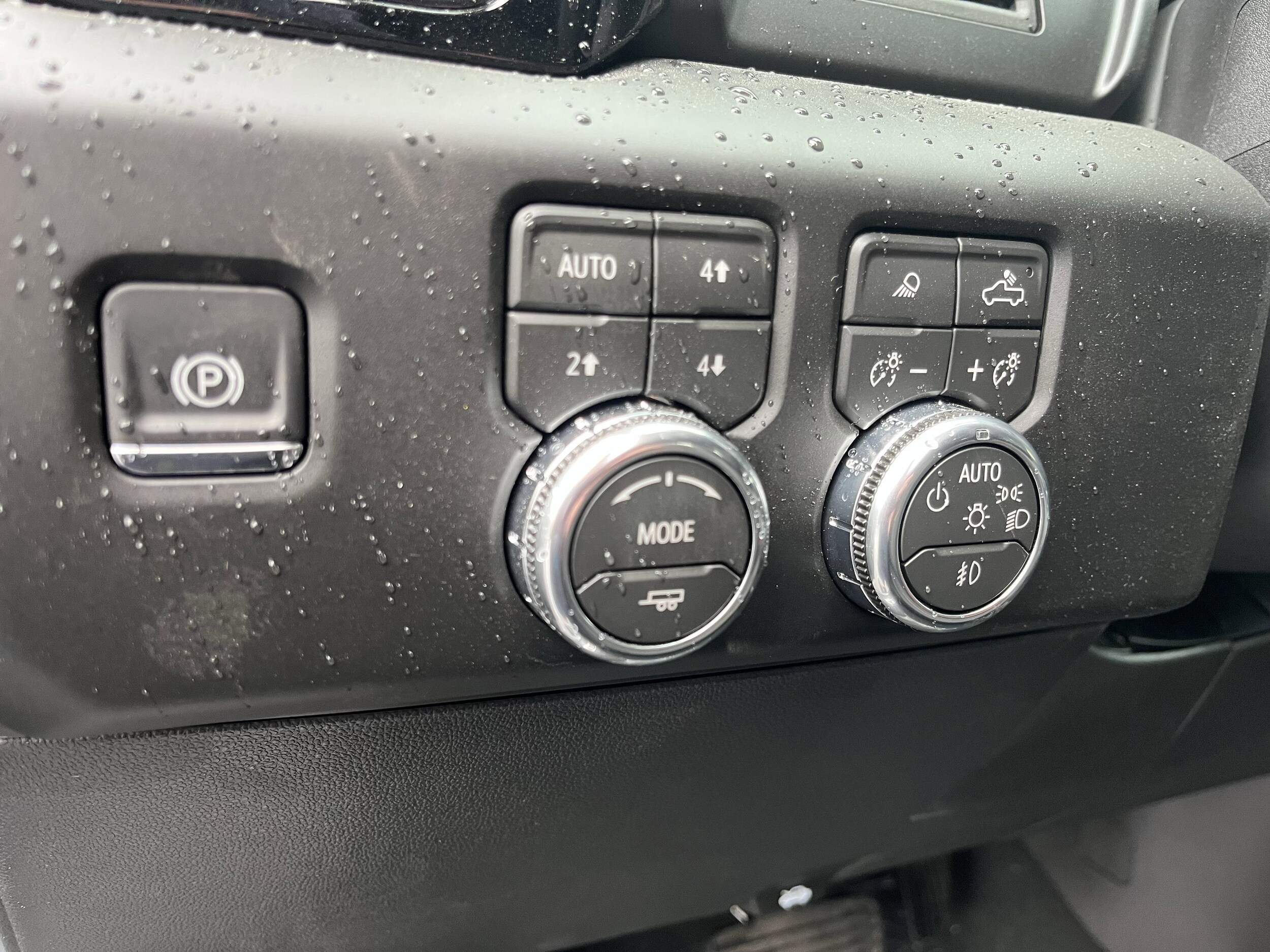 2026 GMC Sierra 1500 AT4 - Photo 10