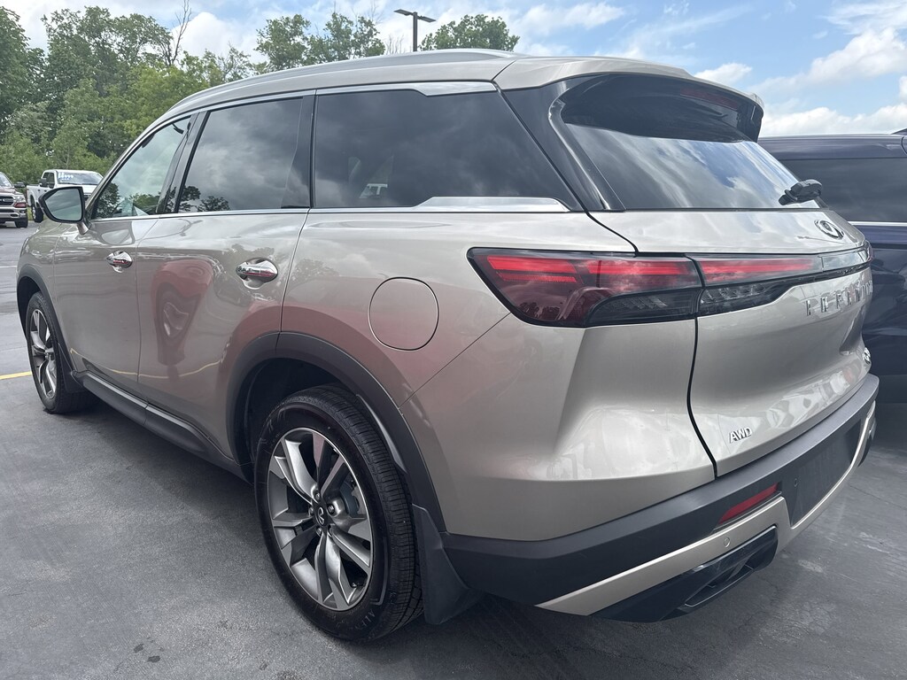 Used 2025 INFINITI QX60 Luxe SUV