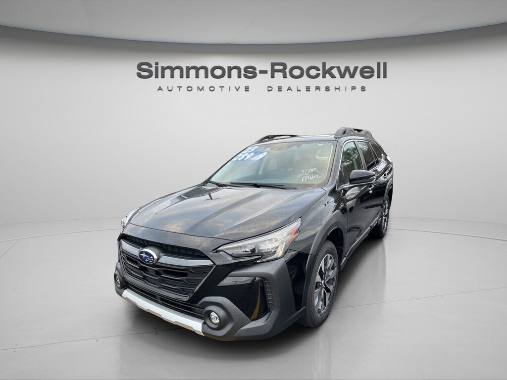 Used 2023 Subaru Outback Limited SUV
