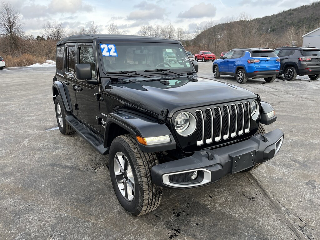 Used 2022 Jeep Wrangler Unlimited Sahara SUV