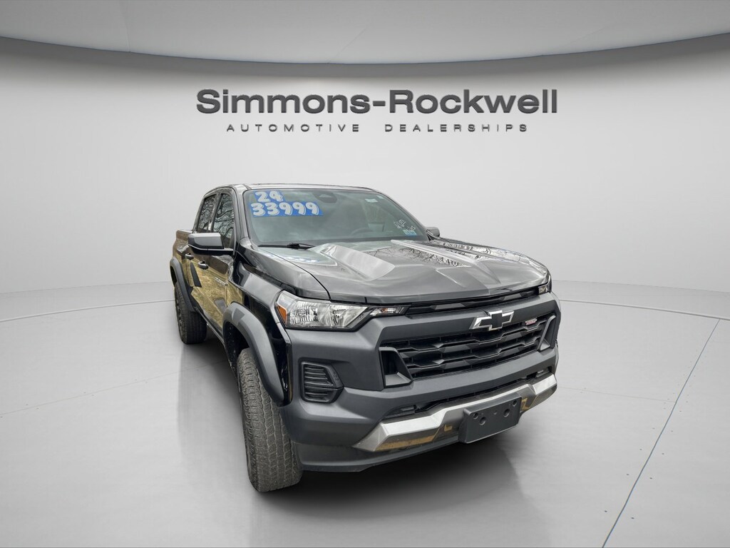 Used 2024 Chevrolet Colorado Trail Boss Truck Crew Cab