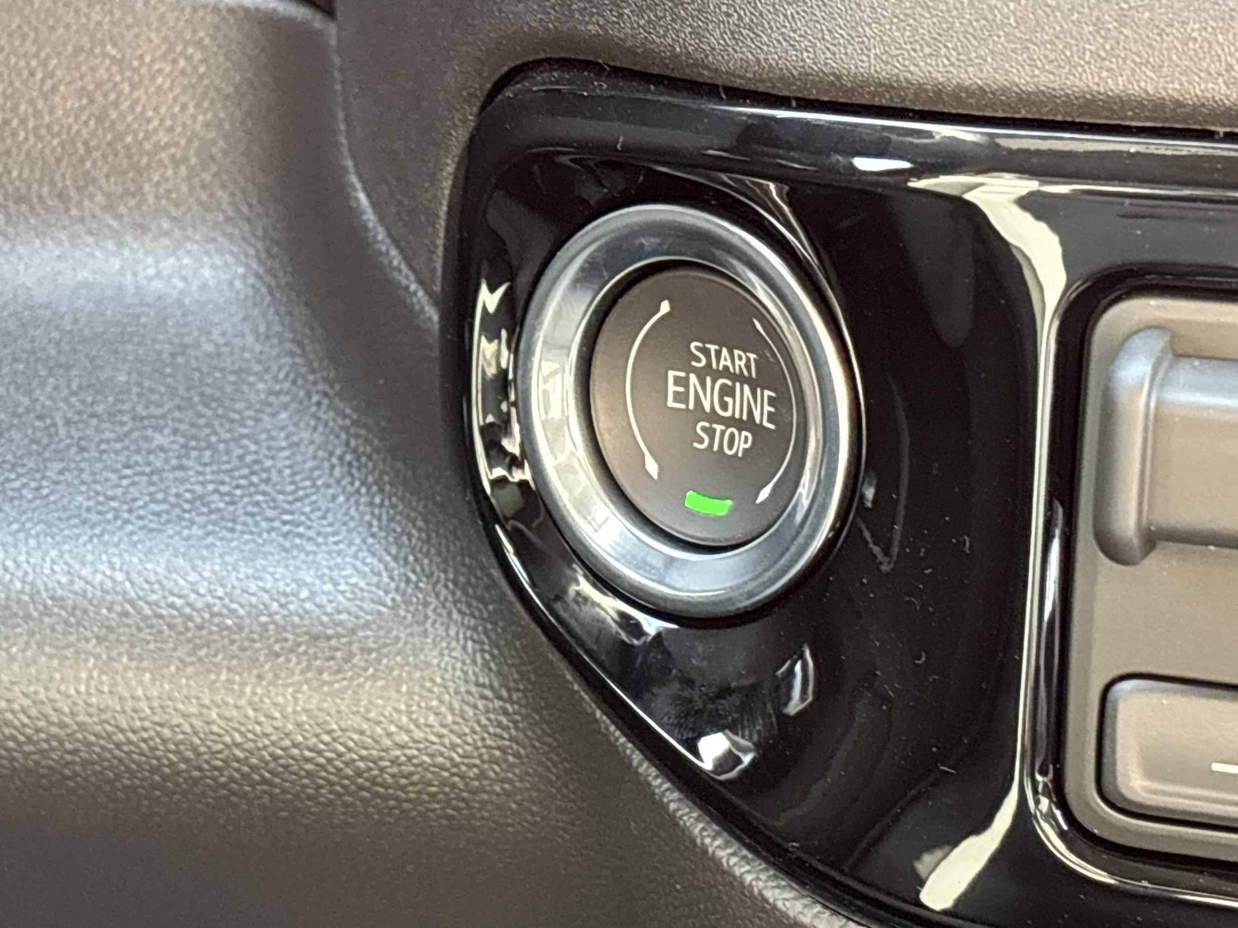 2026 GMC Sierra 1500 SLT - Photo 26