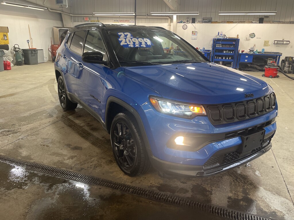 Used 2022 Jeep Compass Altitude SUV