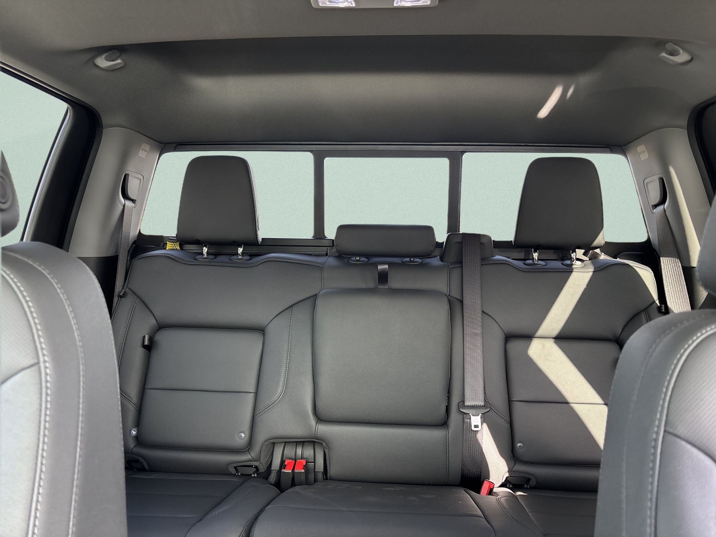 2026 GMC Sierra 1500 SLT - Photo 18